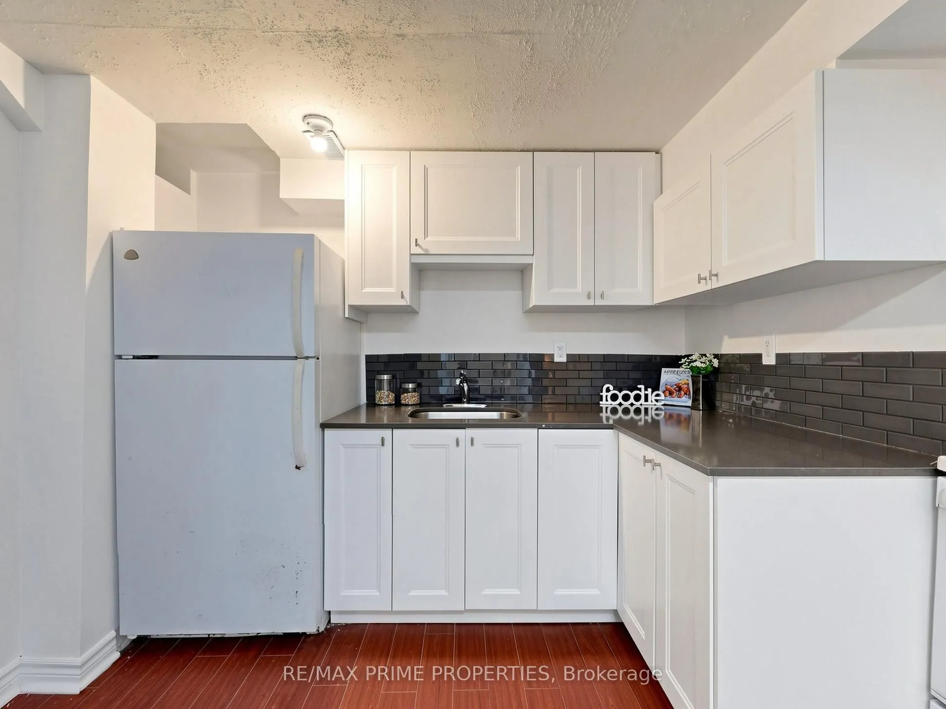 1629 Marshcourt Drive