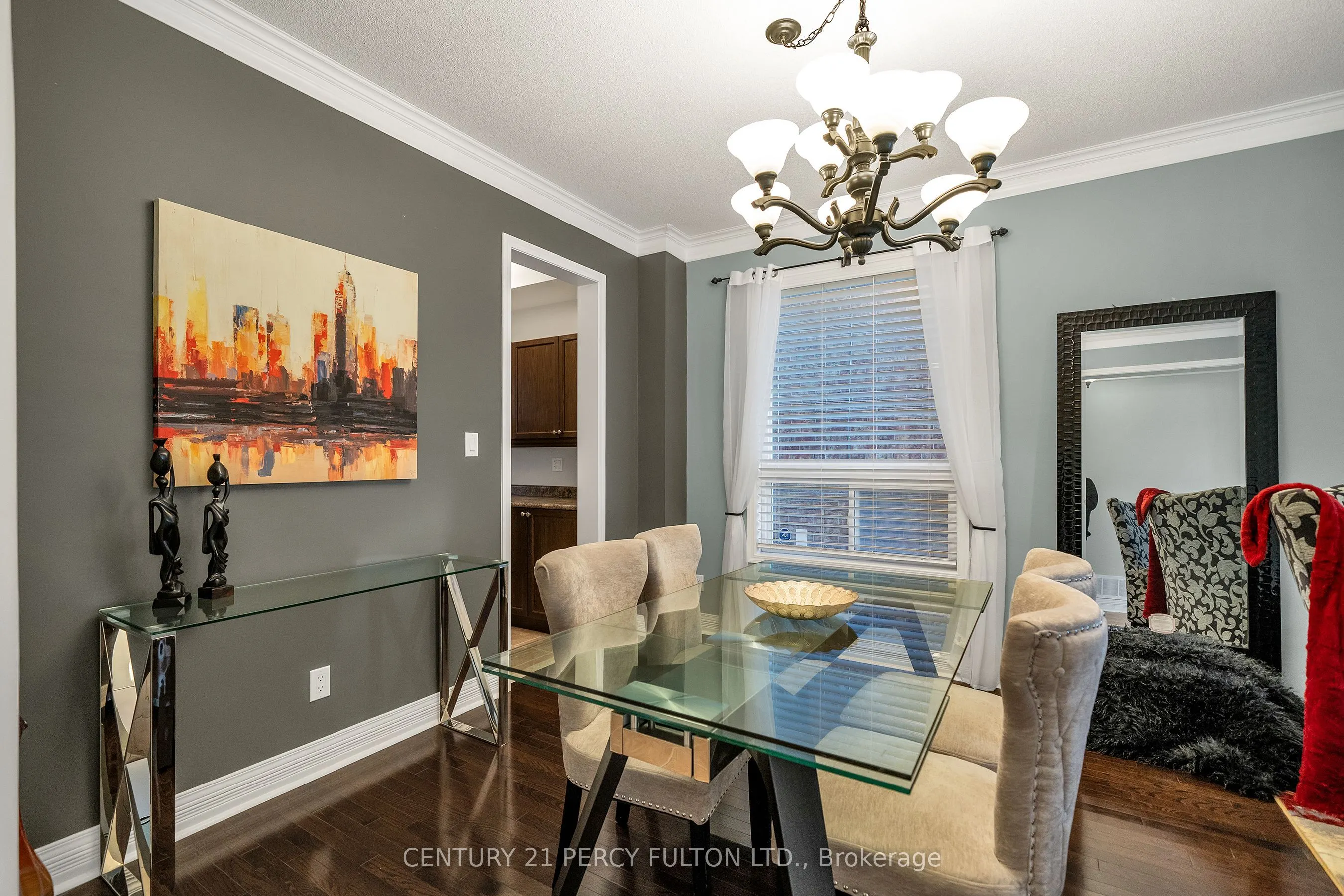 24 Cragg Crescent