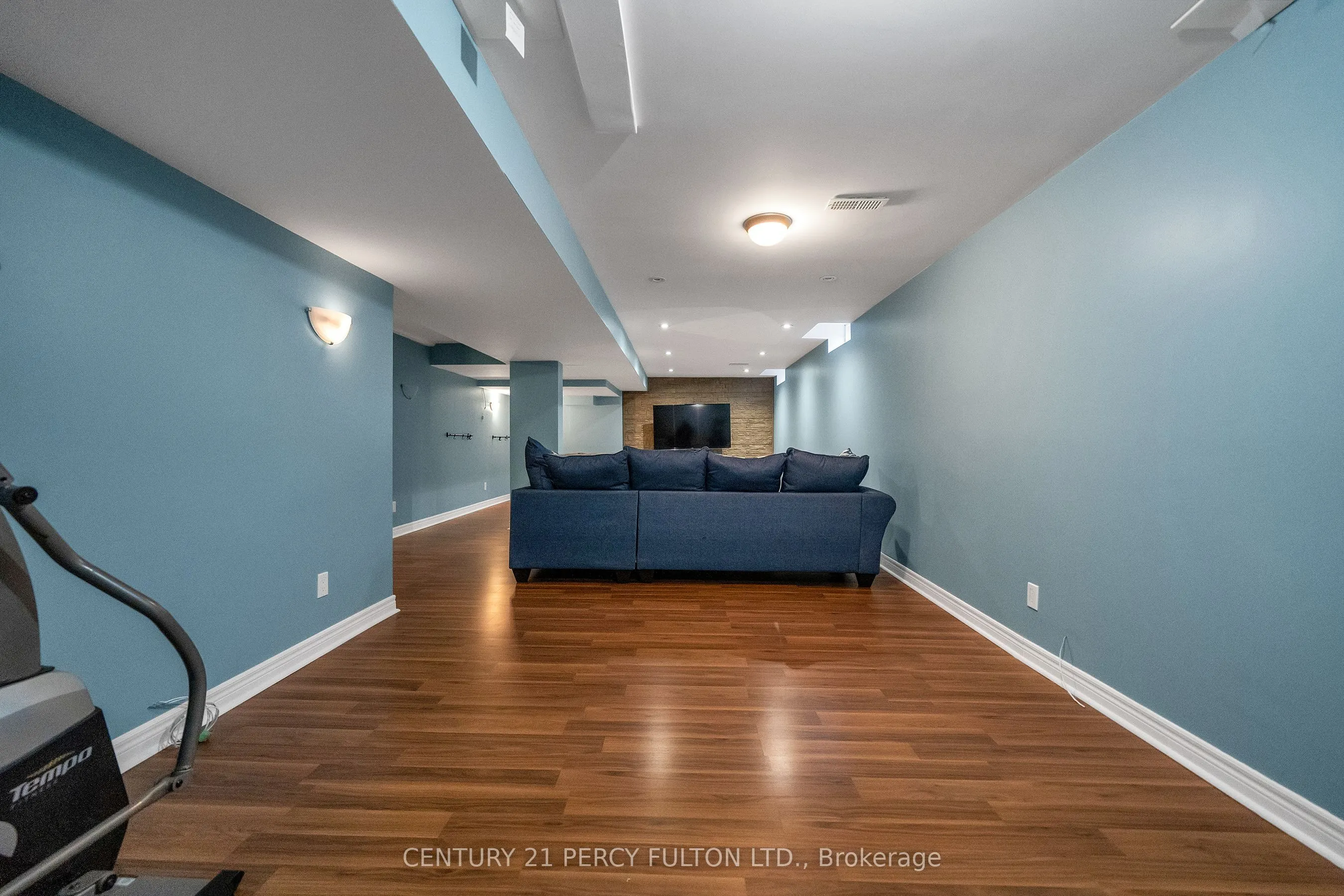 24 Cragg Crescent