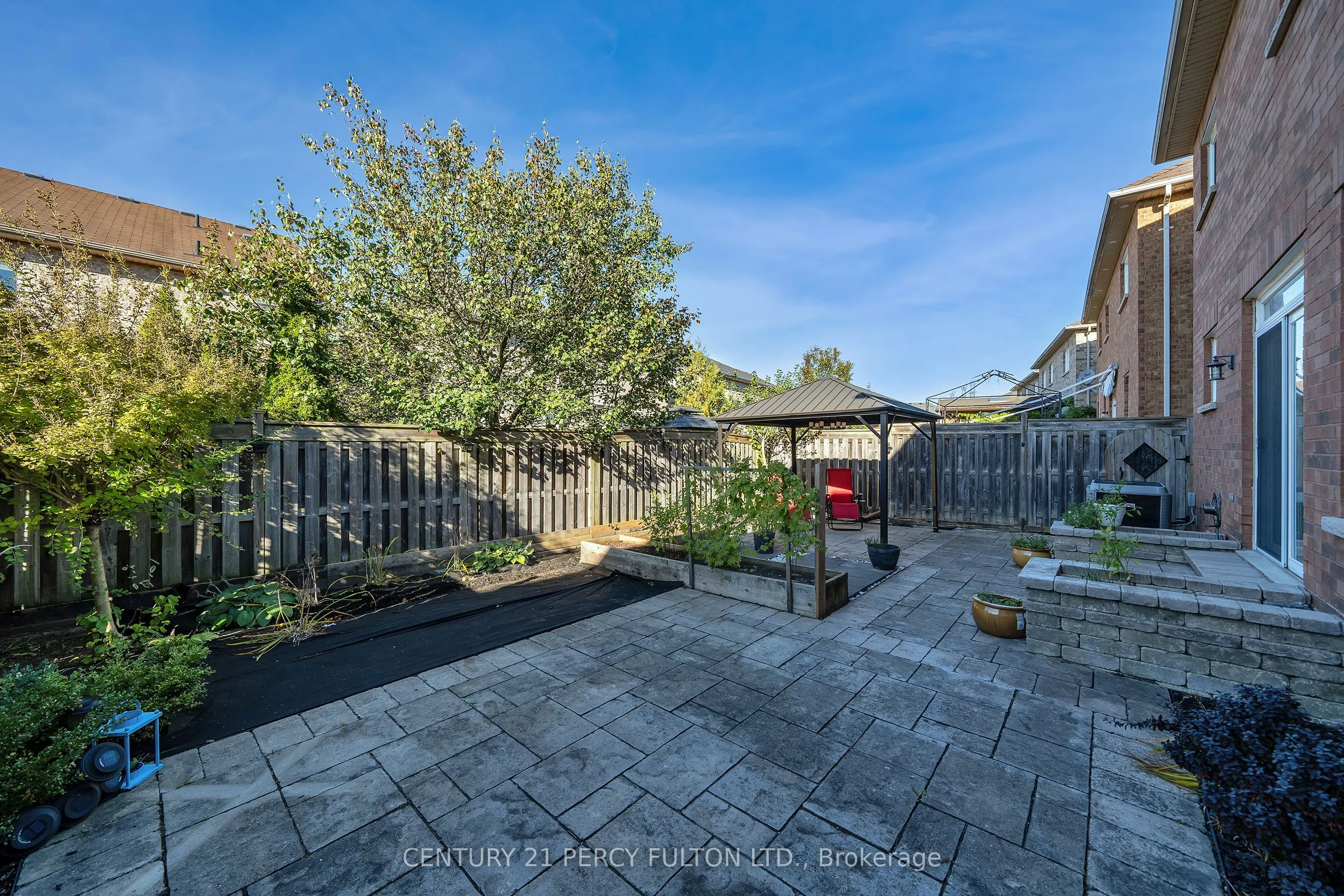 24 Cragg Crescent