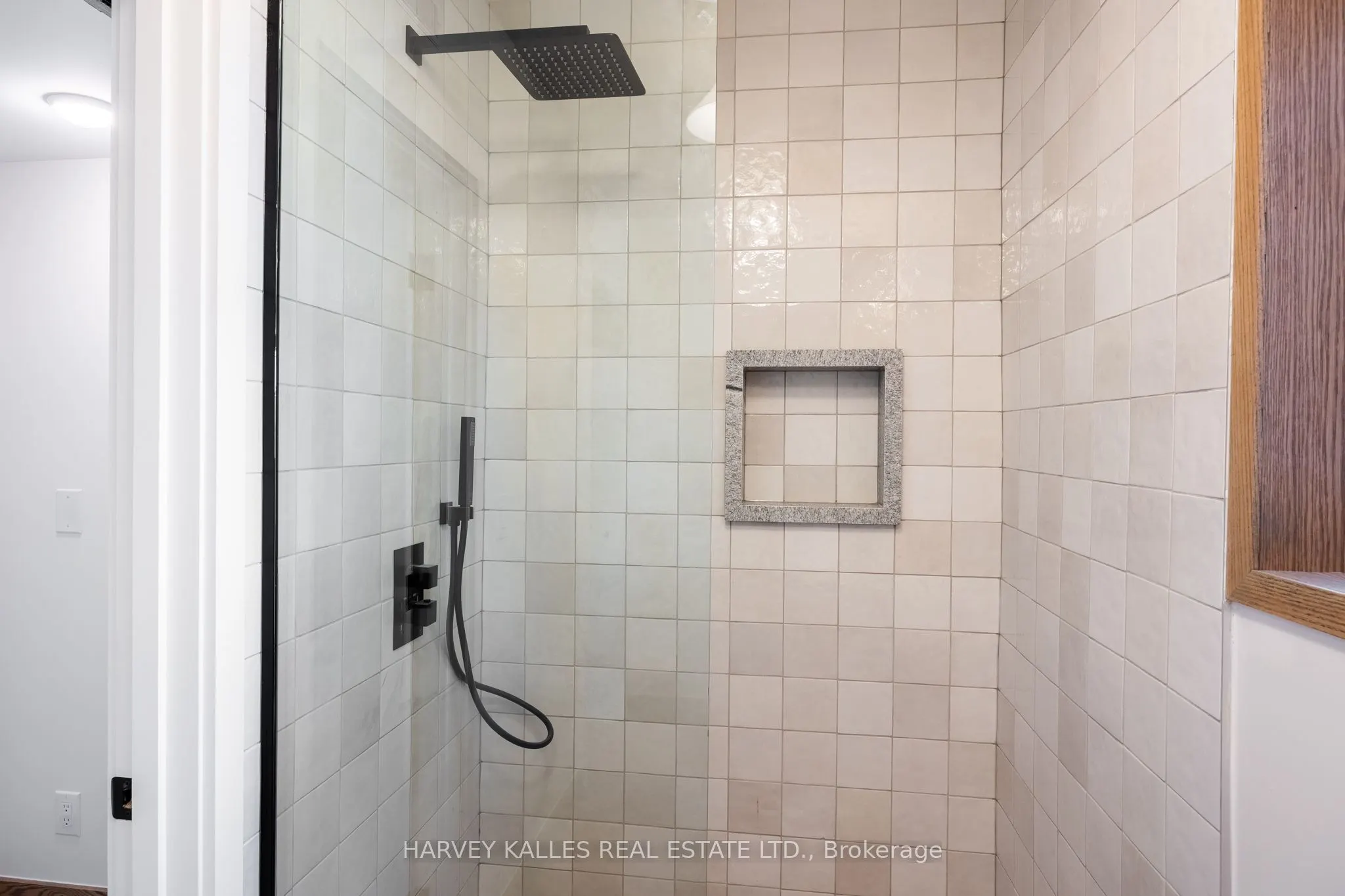 663 Greenwood Avenue #2