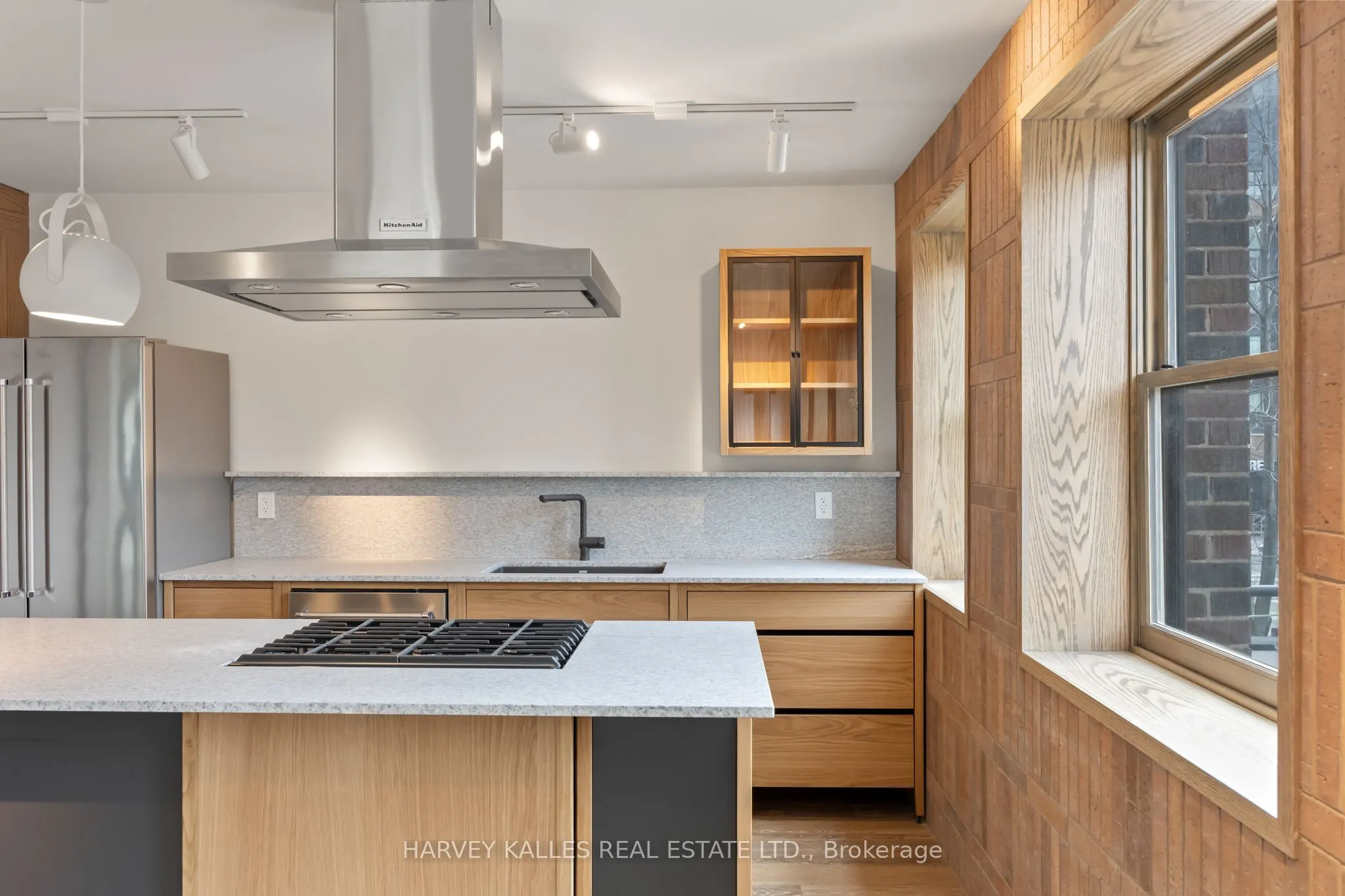 663 Greenwood Avenue #2