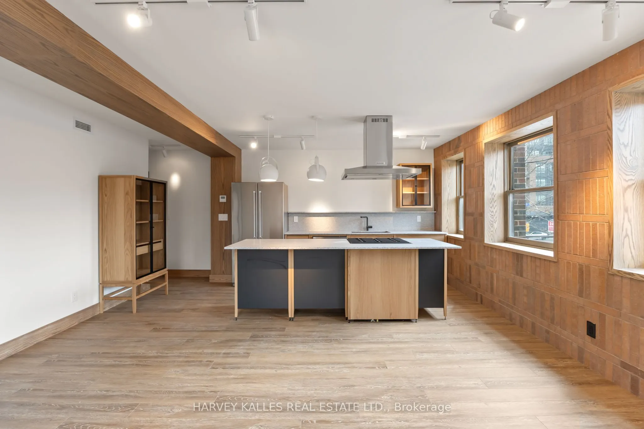 663 Greenwood Avenue #2