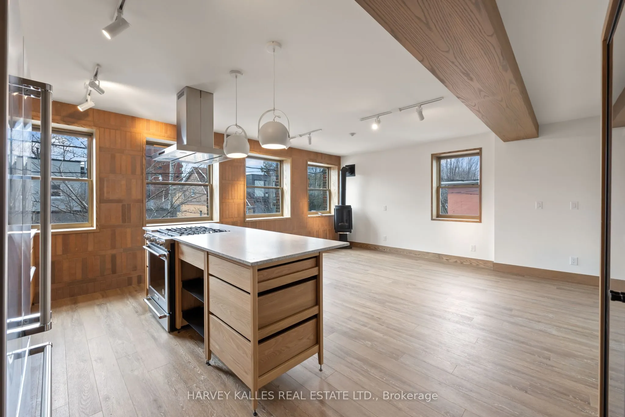 663 Greenwood Avenue #2