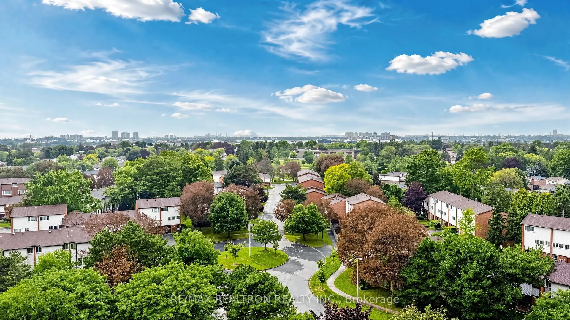 100 Wingarden Court #516