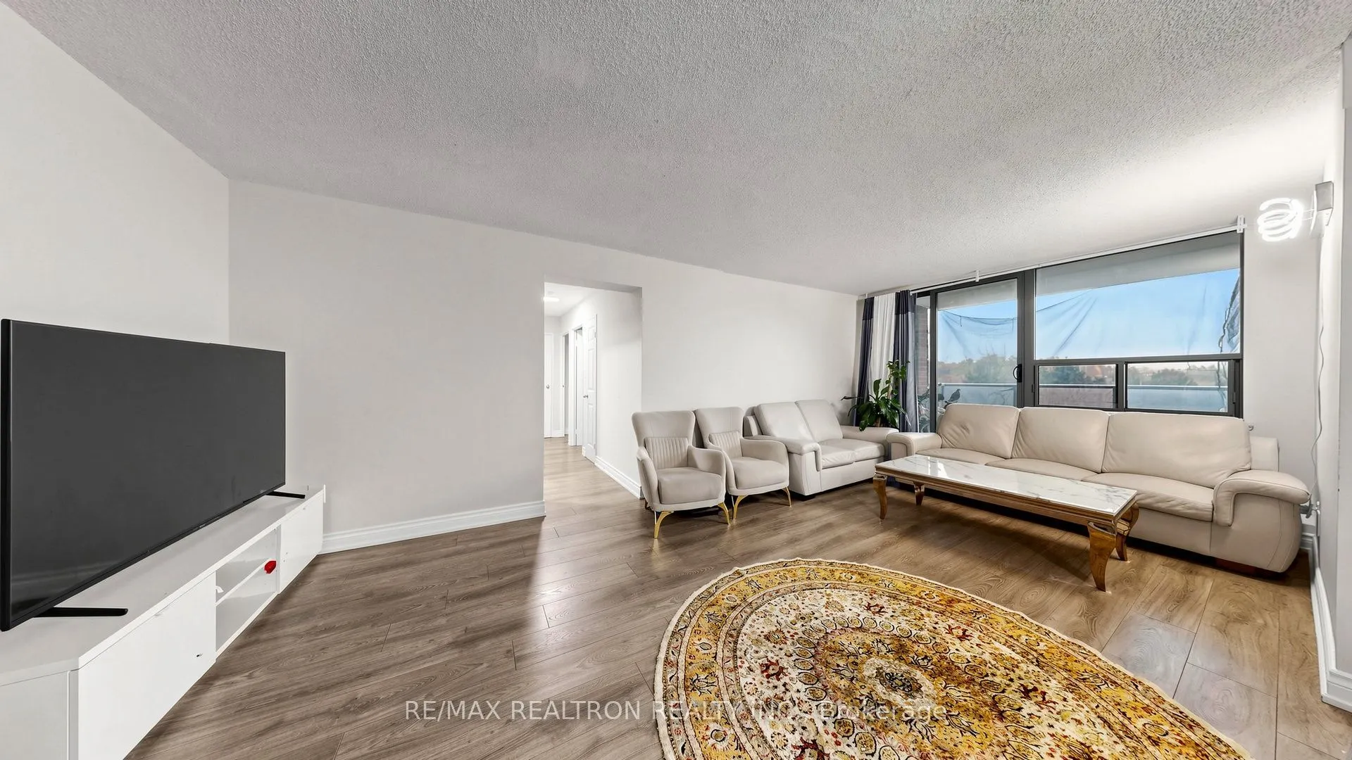 100 Wingarden Court #516