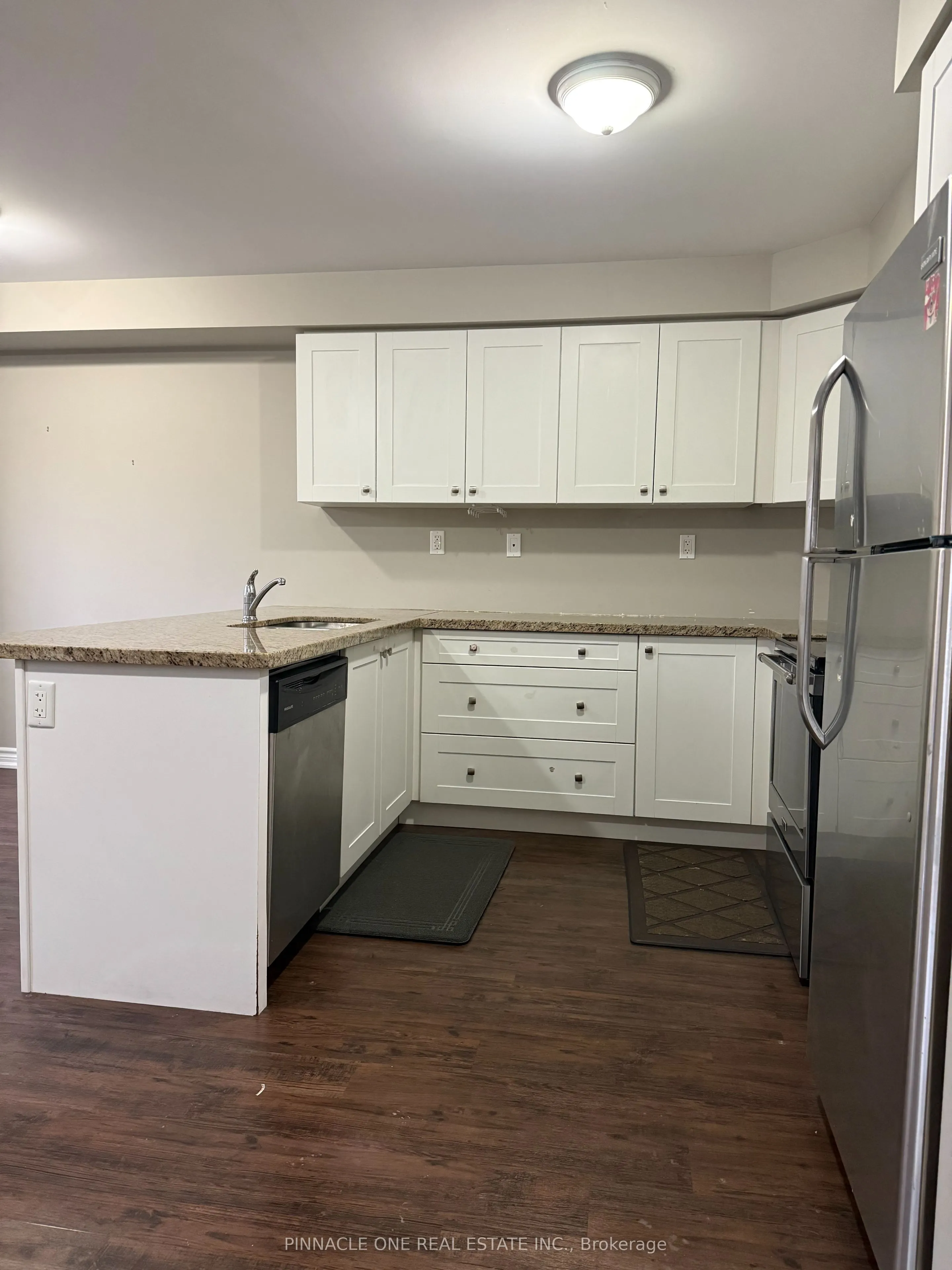 34 Markham Trail