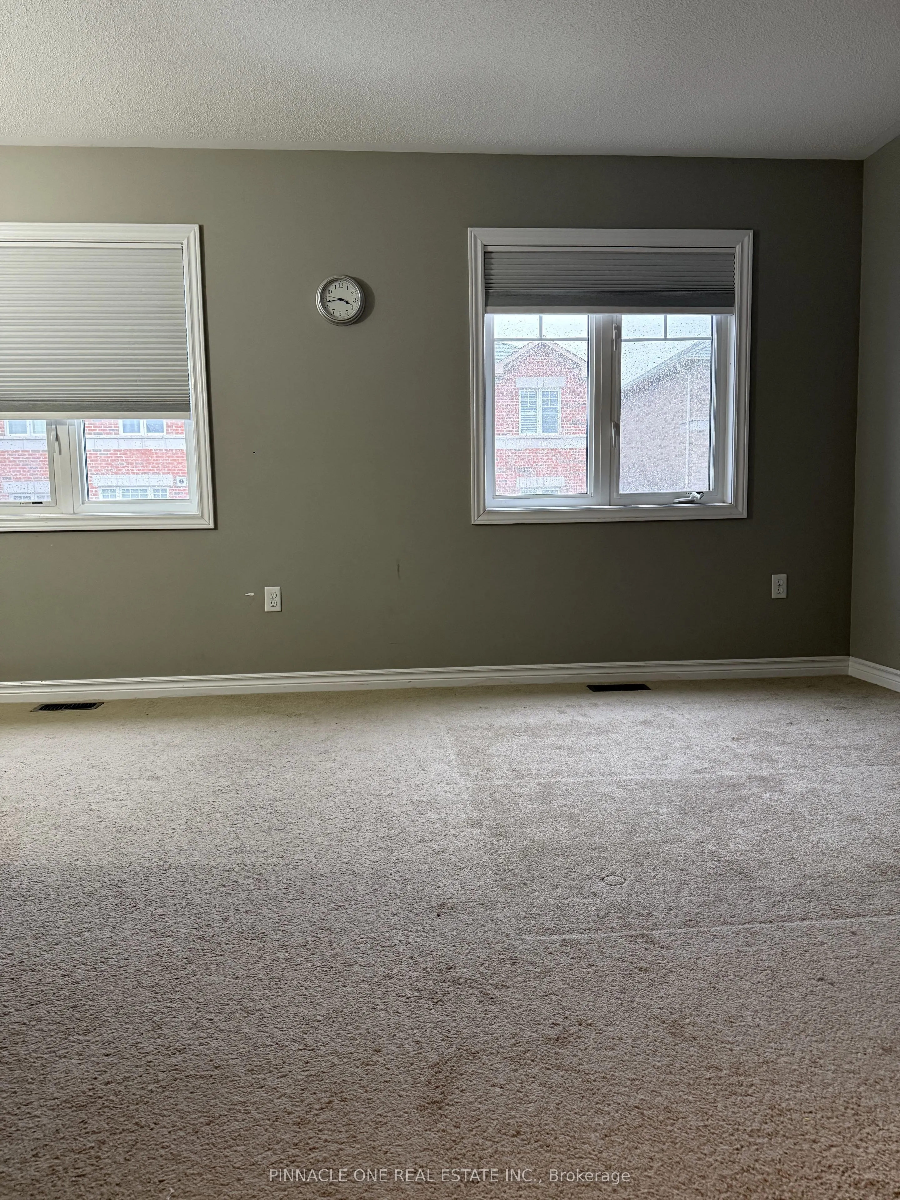 34 Markham Trail