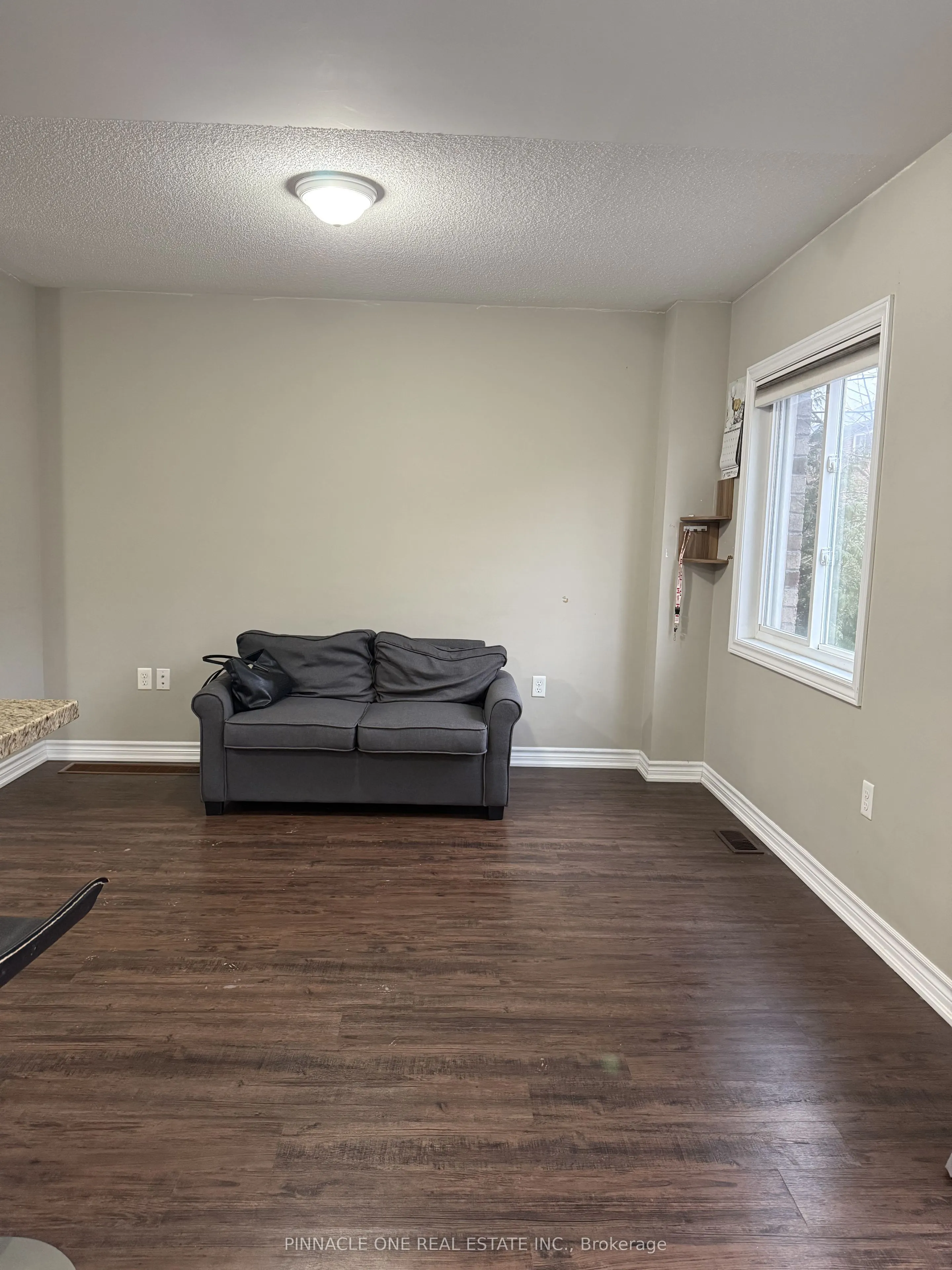 34 Markham Trail