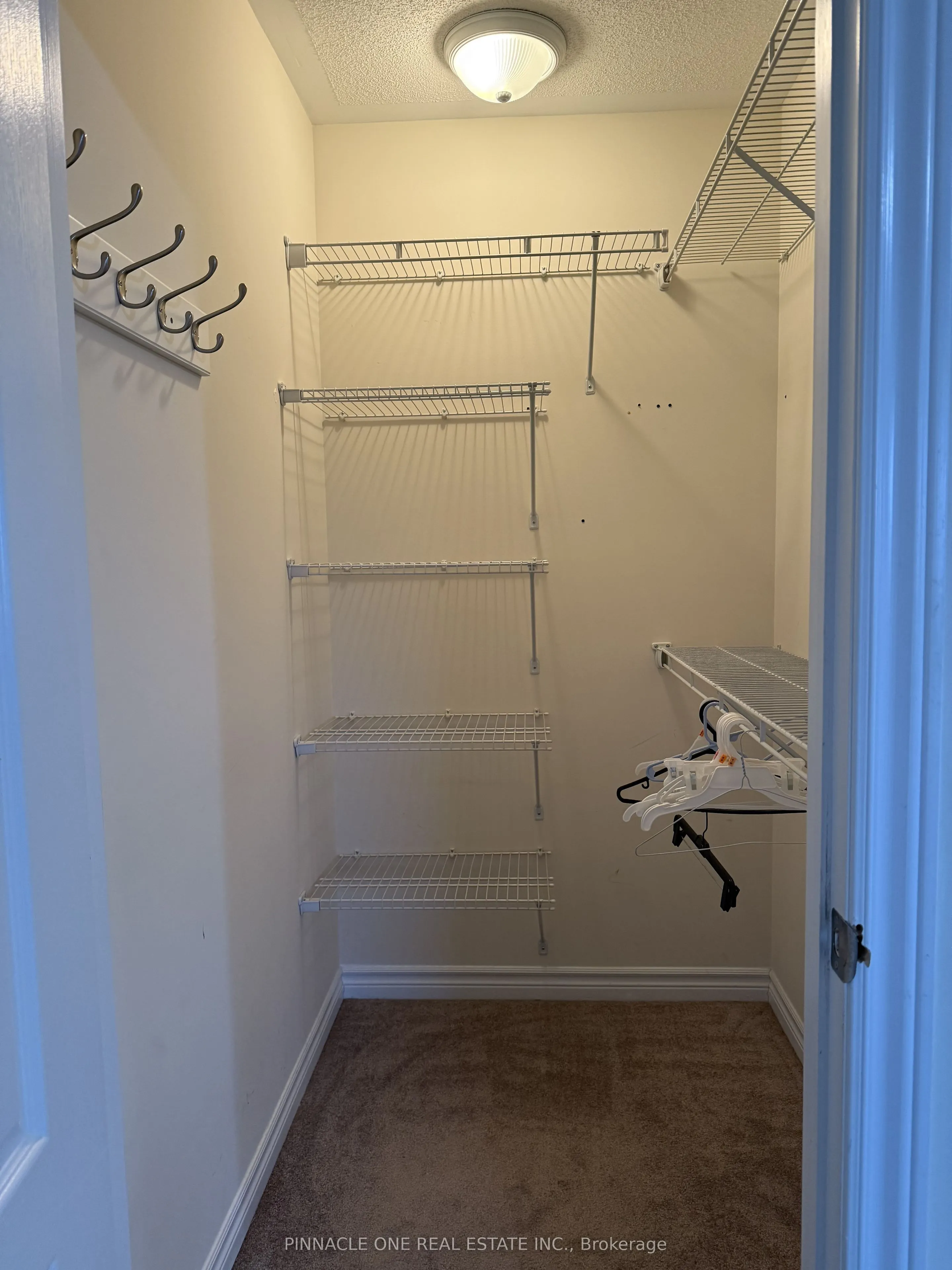 34 Markham Trail