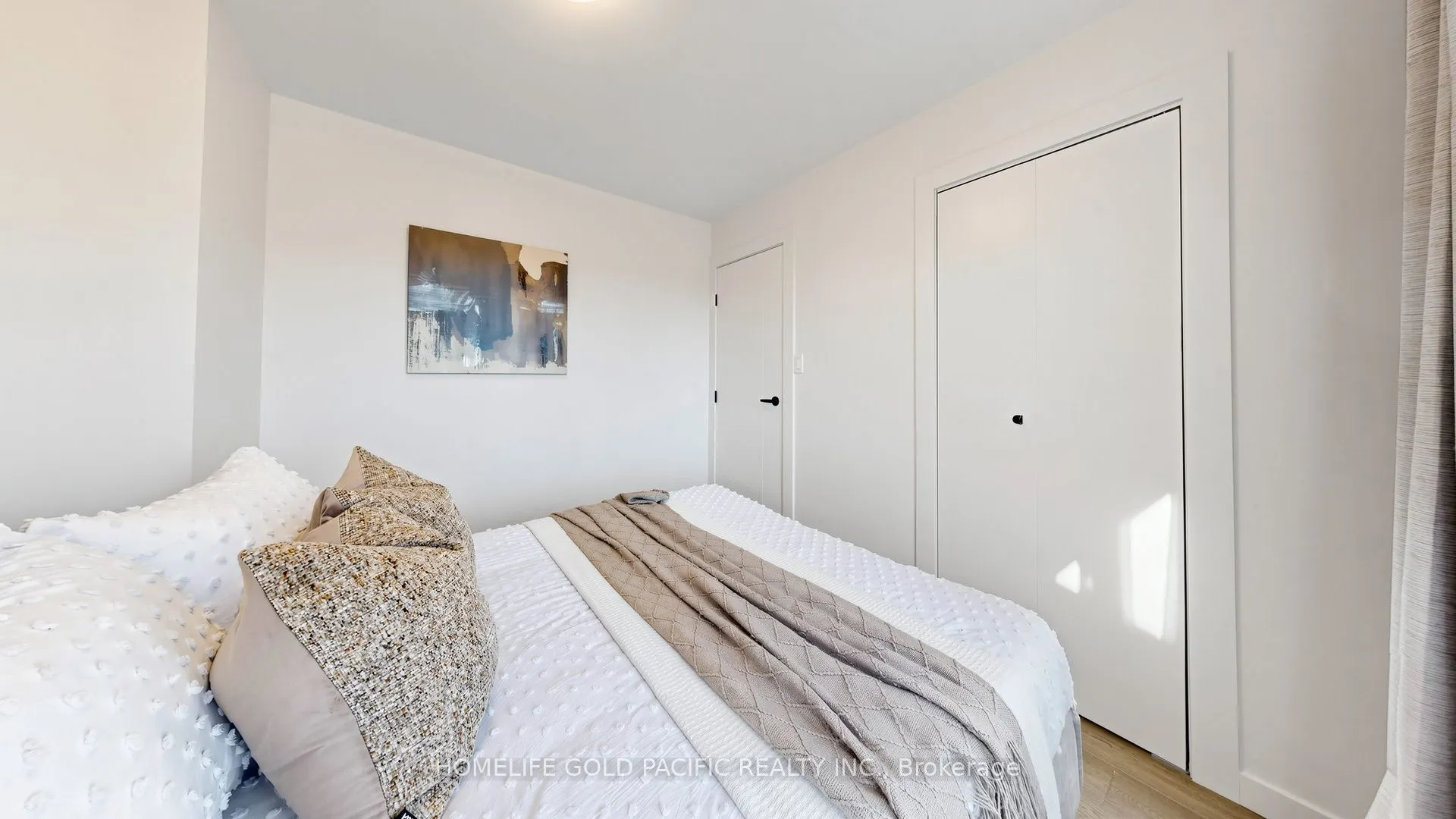 60 Elmfield Crescent