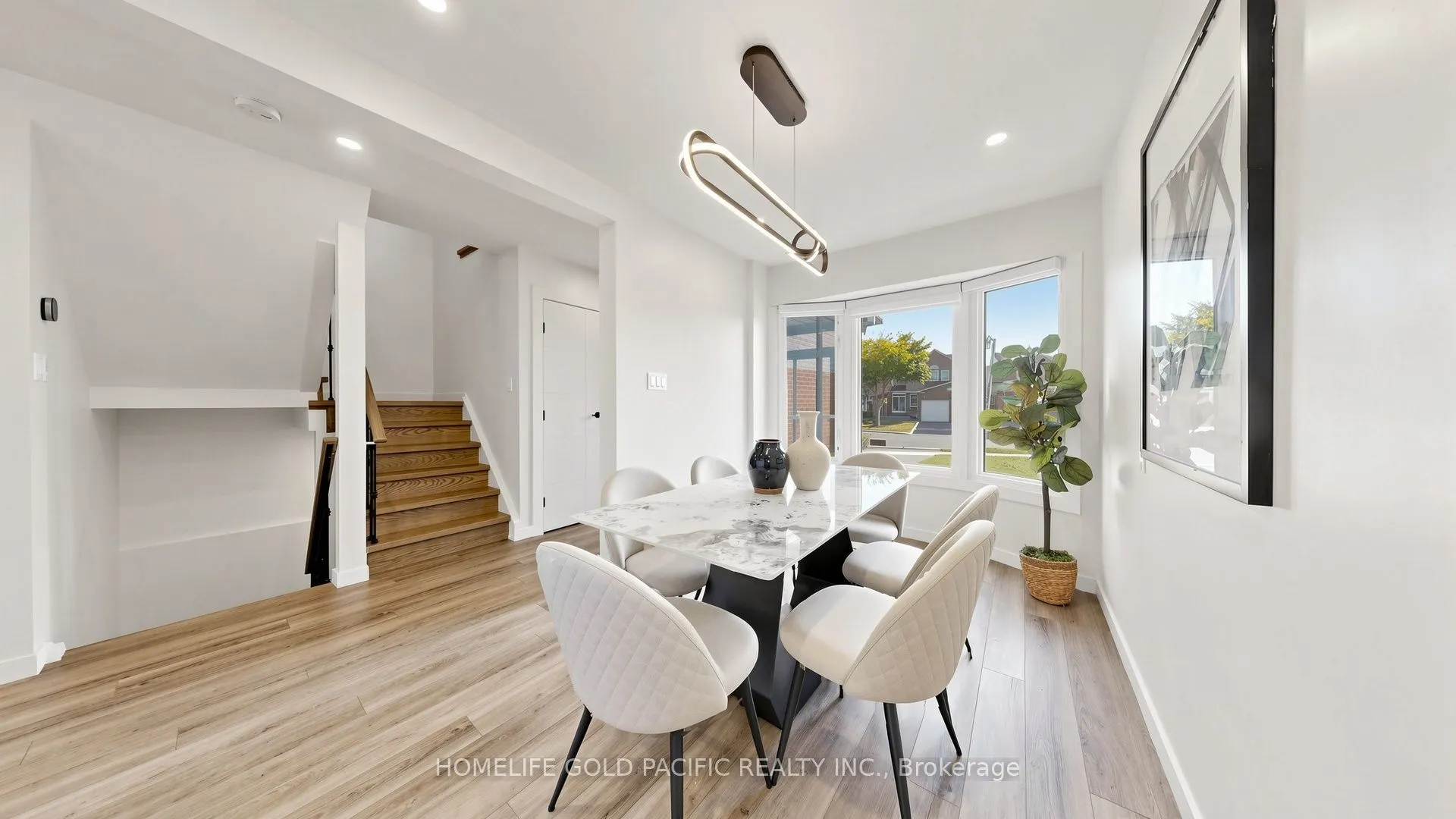 60 Elmfield Crescent