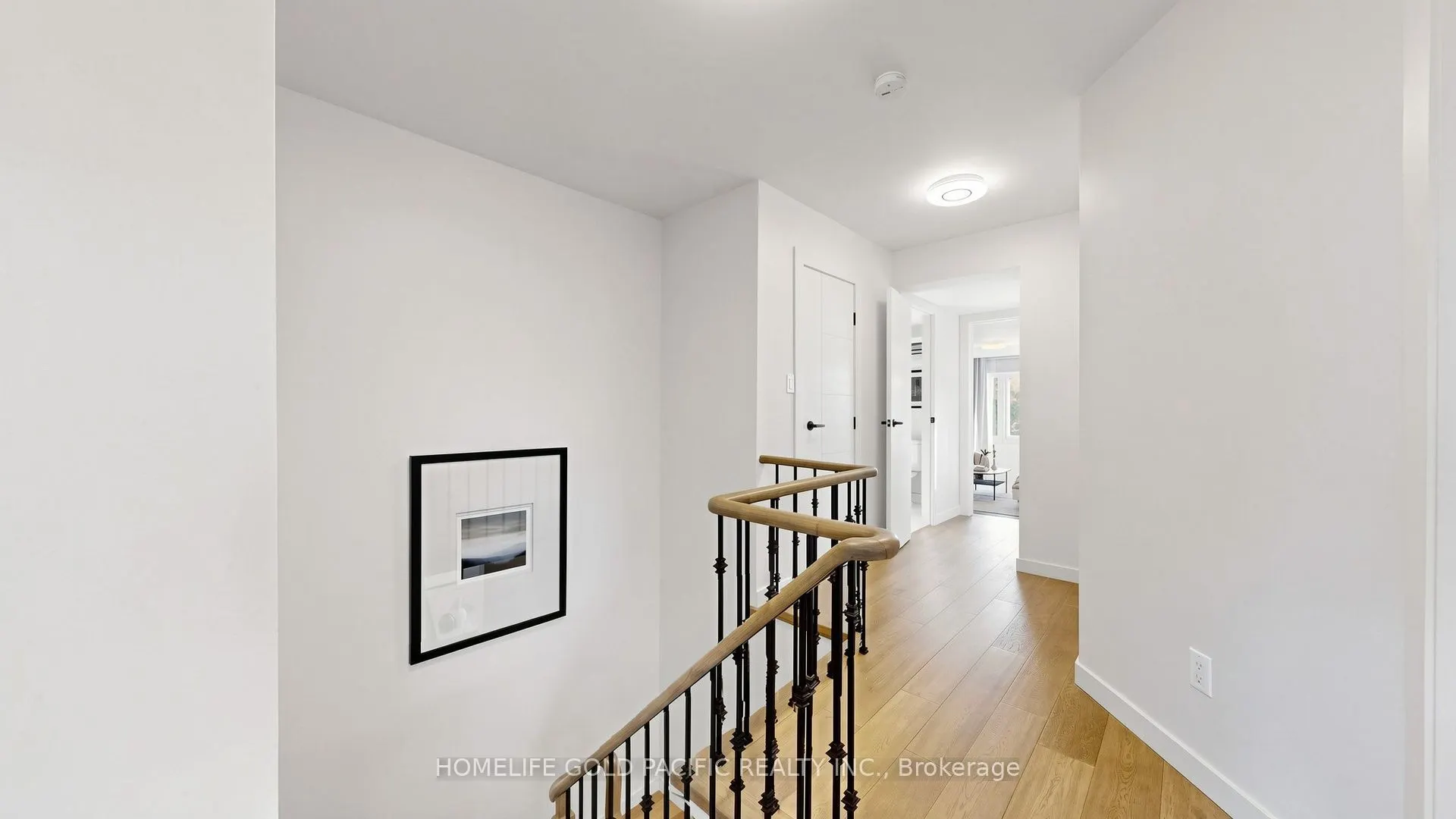 60 Elmfield Crescent