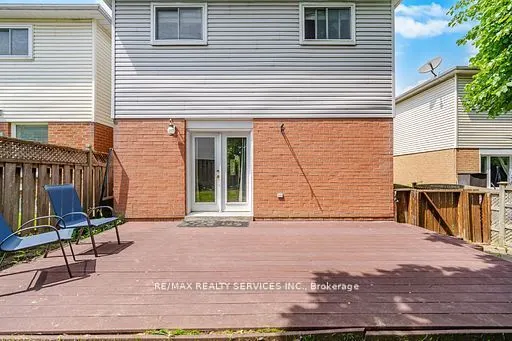 15 Climie Court