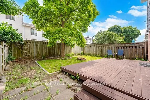 15 Climie Court