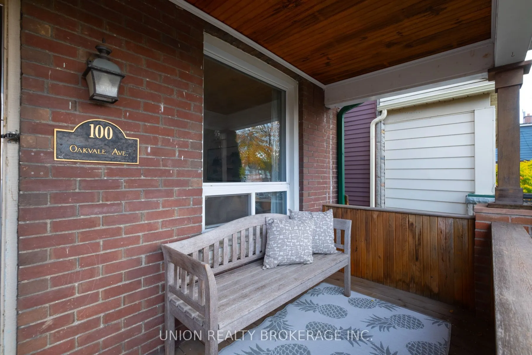 100 Oakvale Avenue