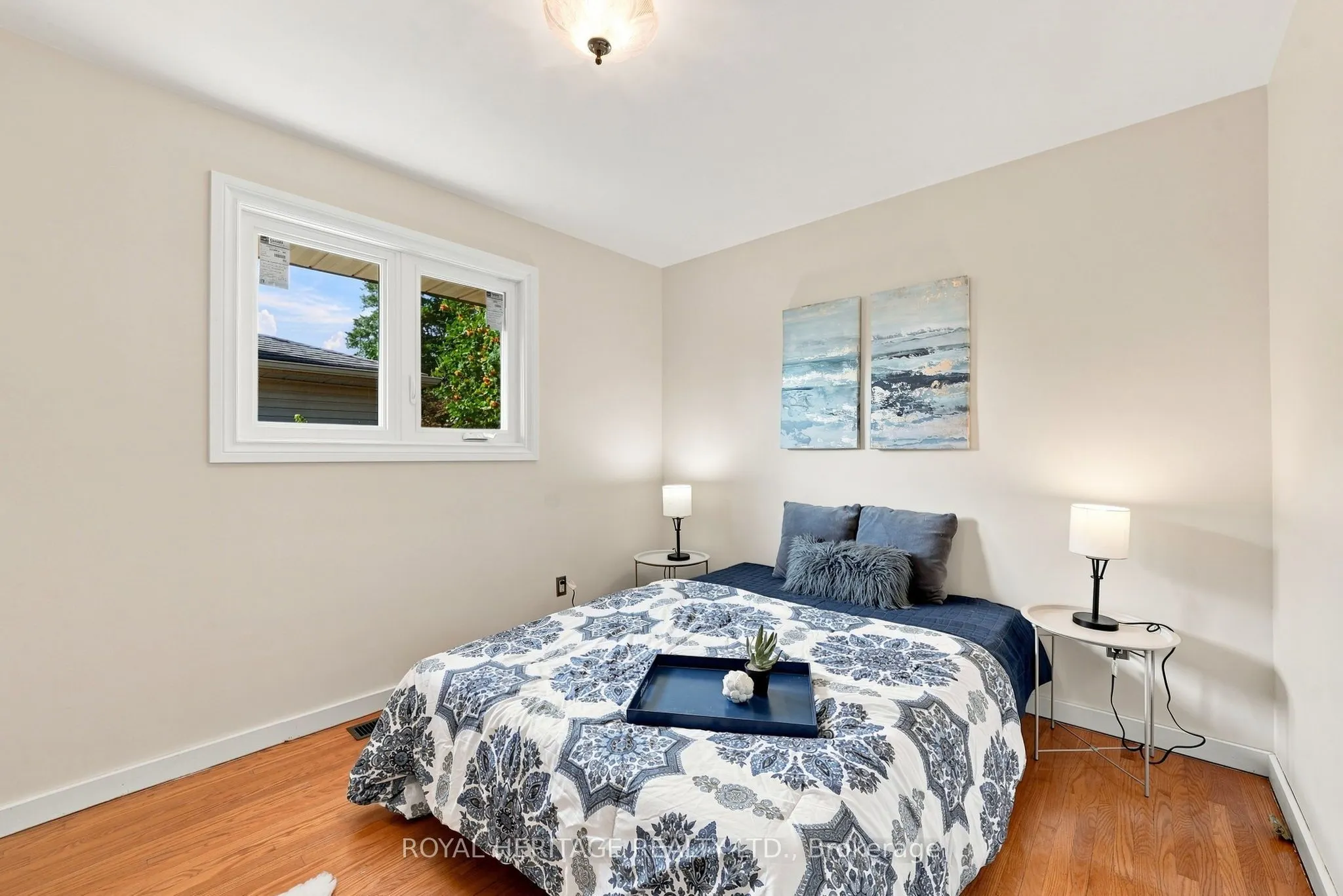 471 Rossland Road E