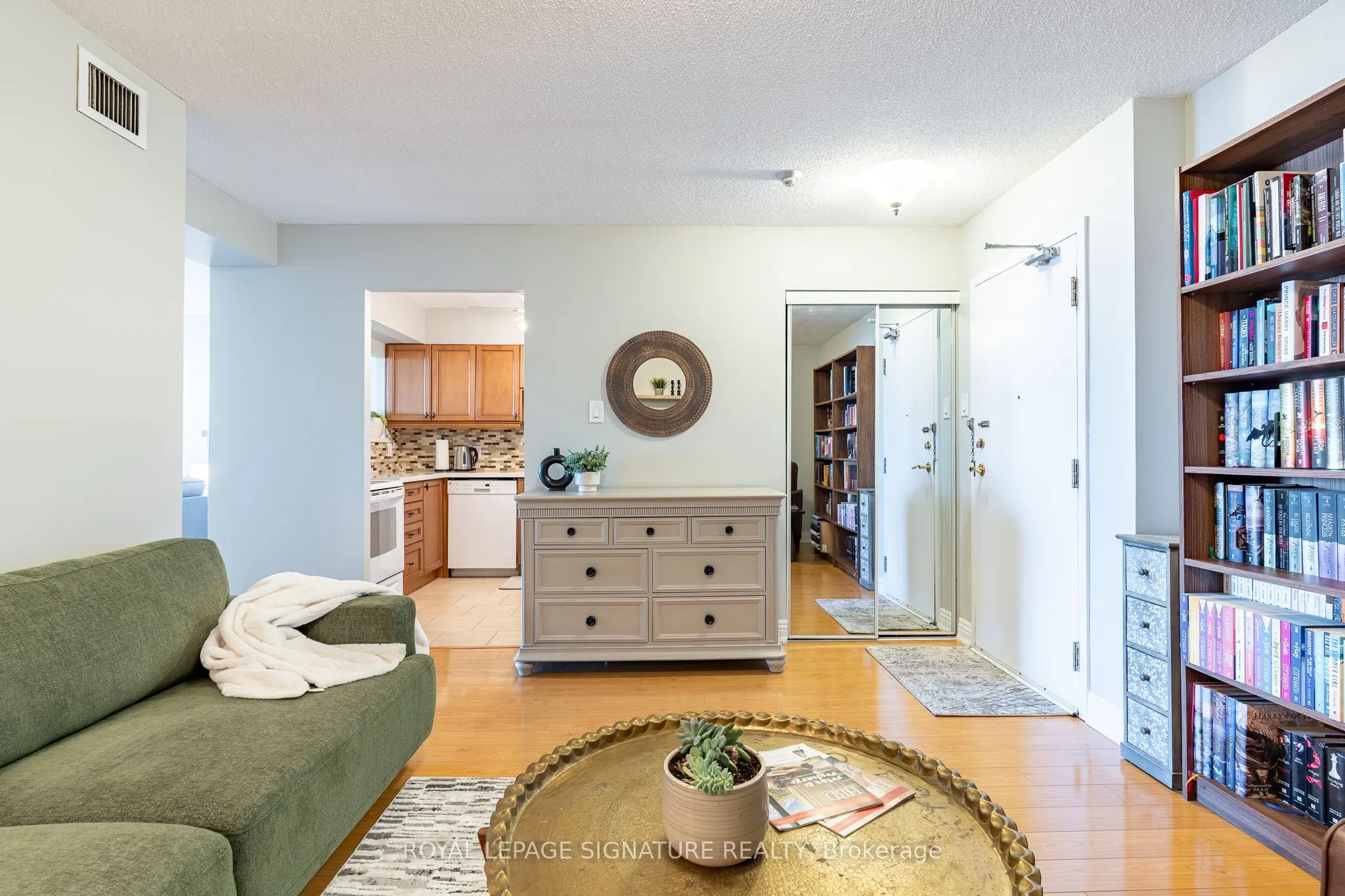 1880 Valley Farm Road #723