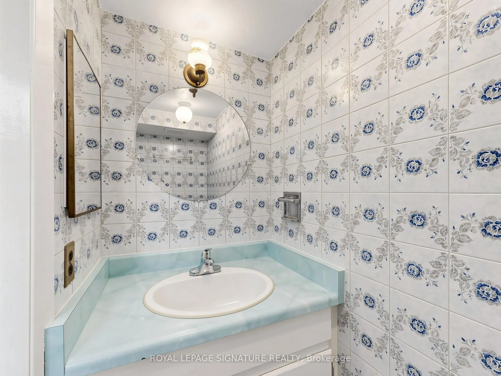 75 Inwood Avenue