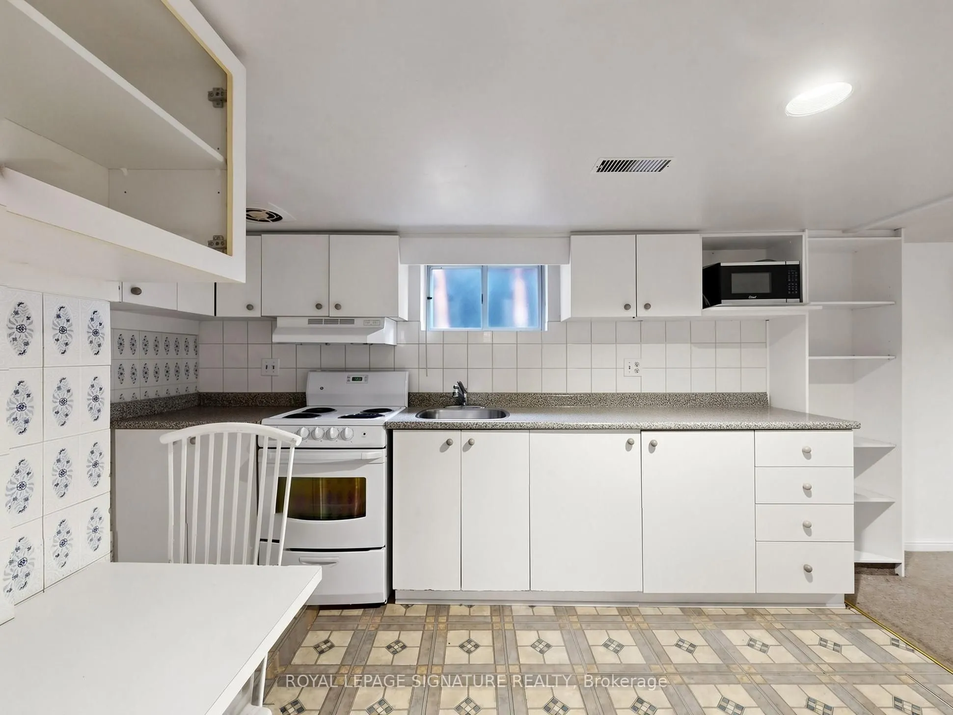 75 Inwood Avenue