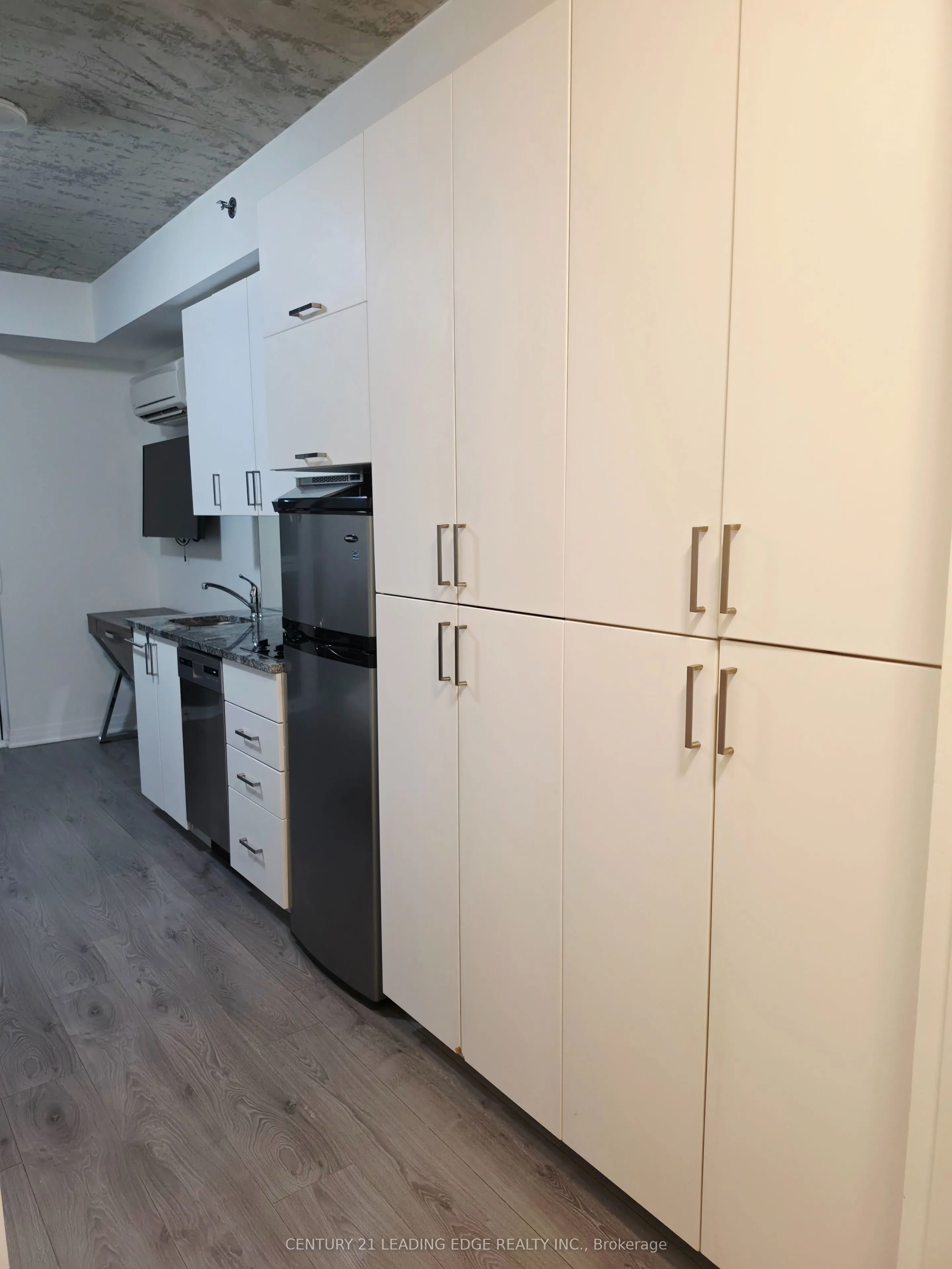1900 Simcoe Street N #509