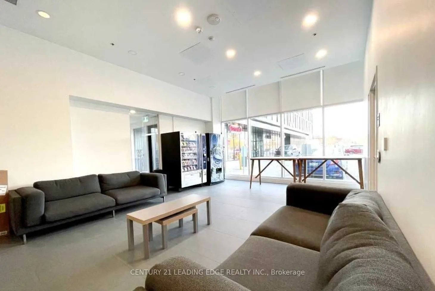 1900 Simcoe Street N #509
