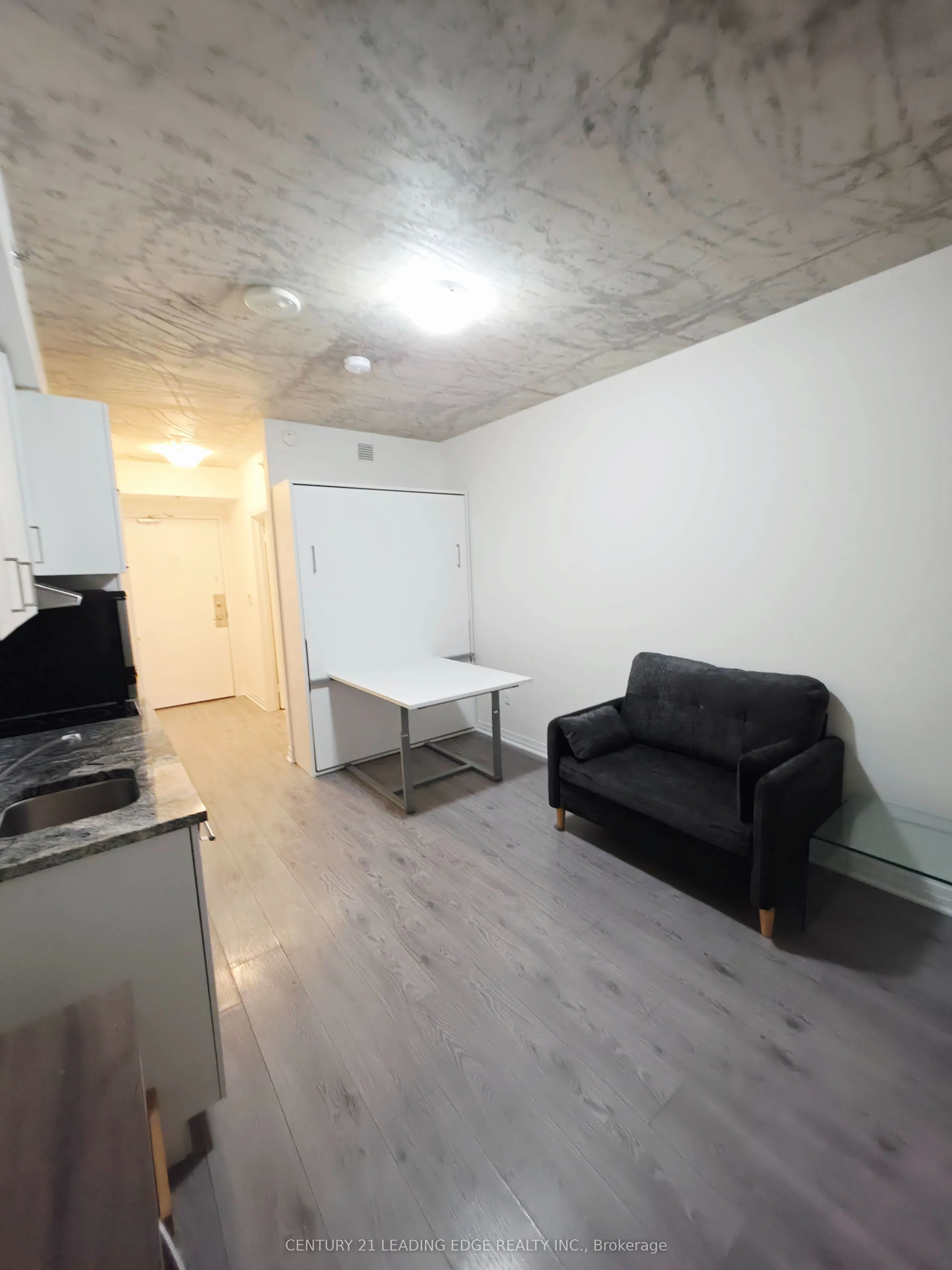 1900 Simcoe Street N #509