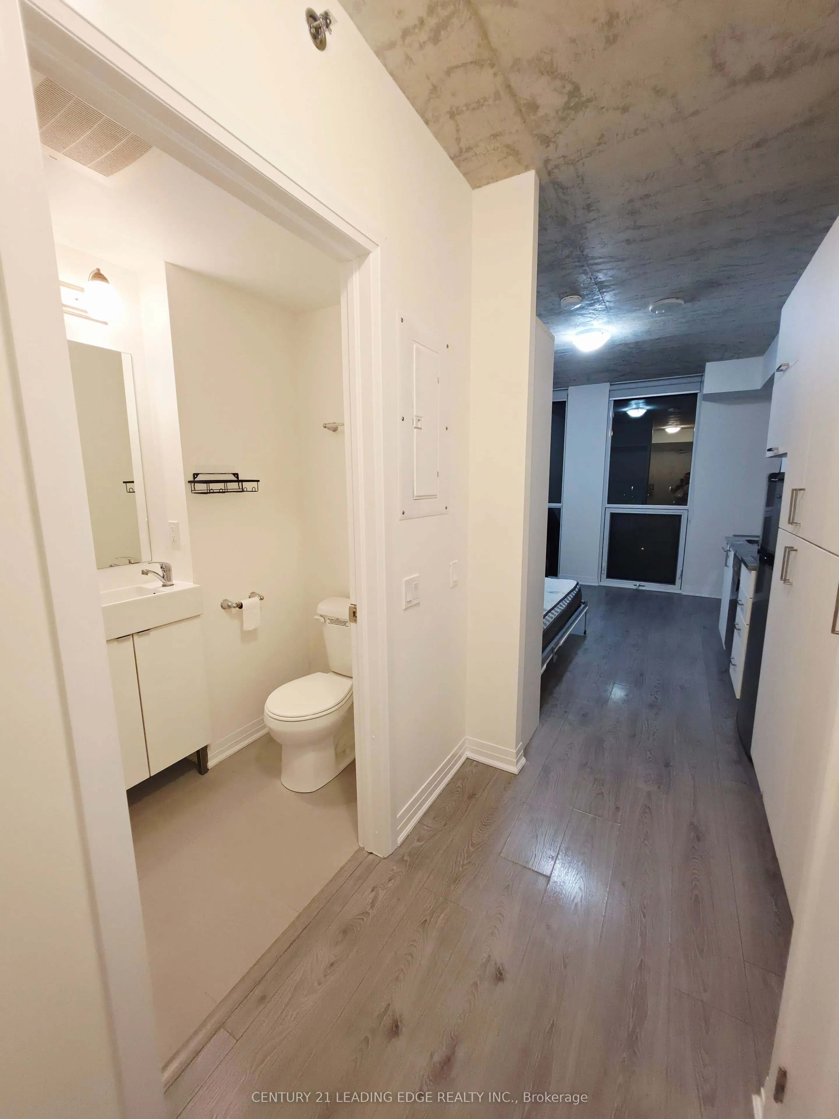 1900 Simcoe Street N #509