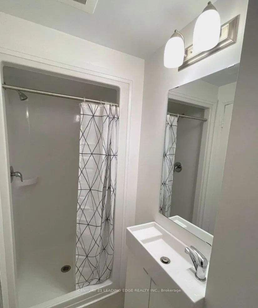 1900 Simcoe Street N #509