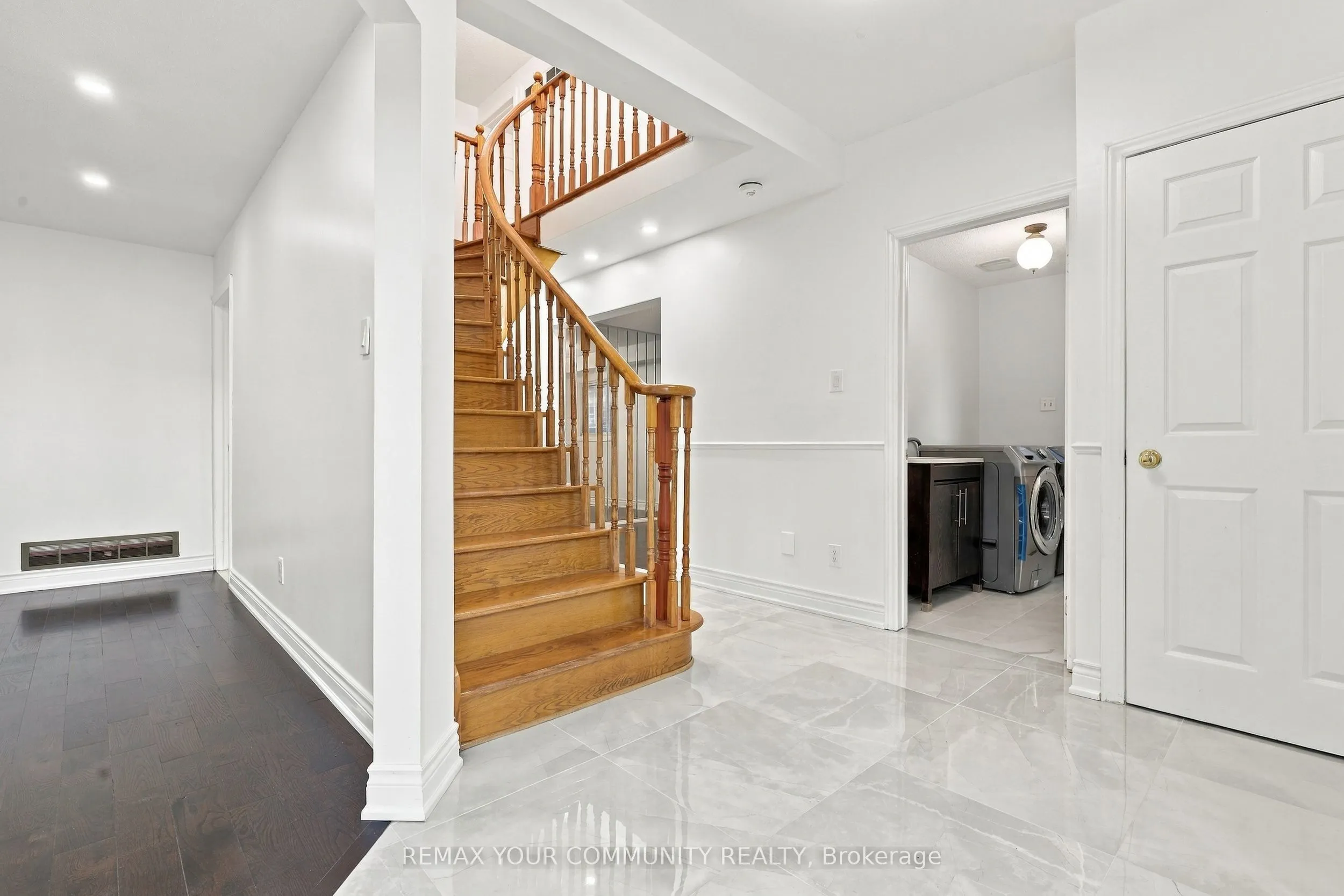 205 Hupfield Trail