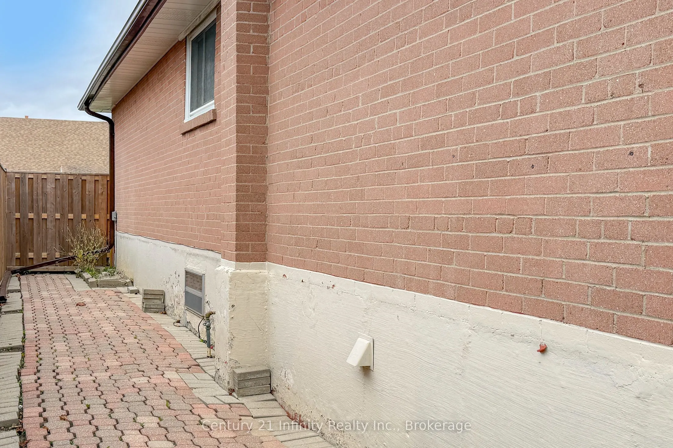879 Antonio Street