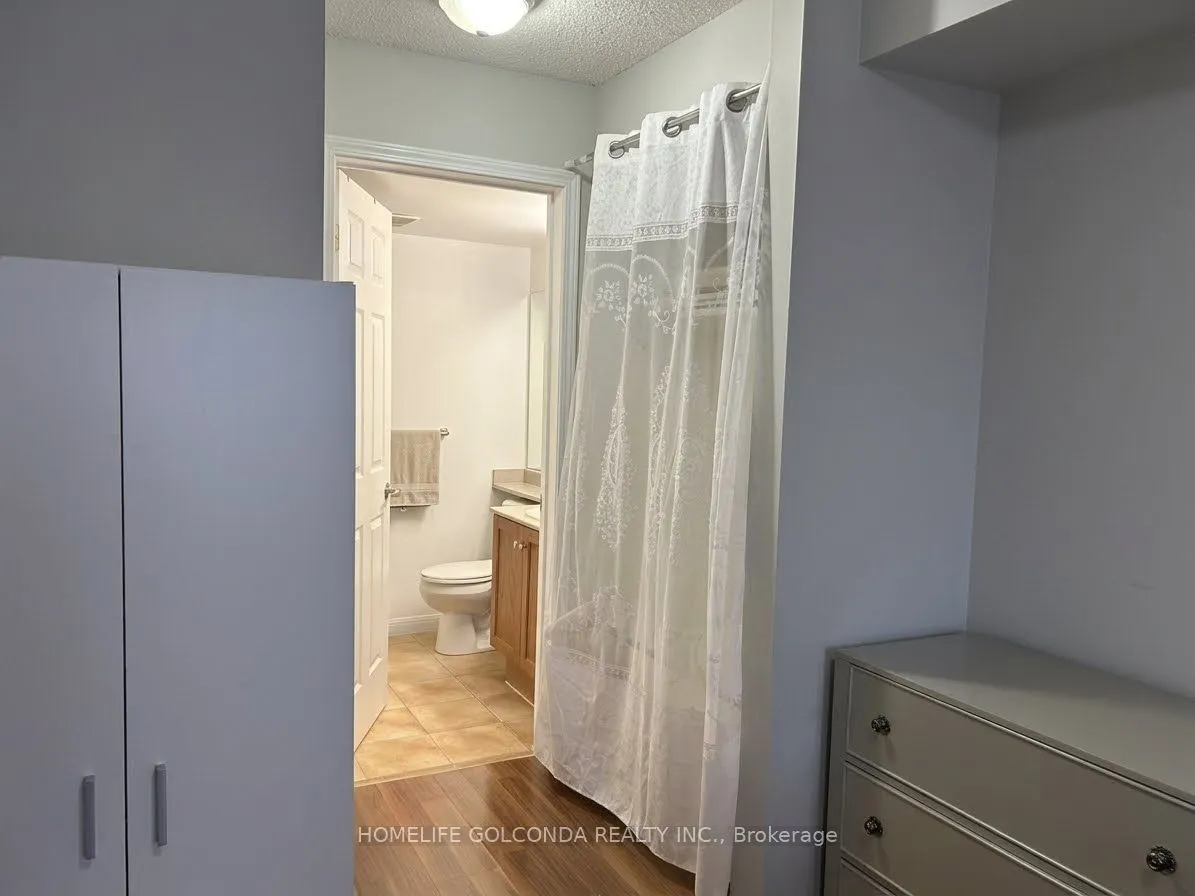 5235 Finch Avenue E #319
