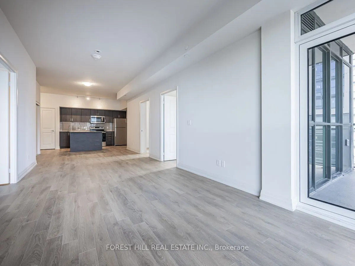 10 Meadowglen Place #401