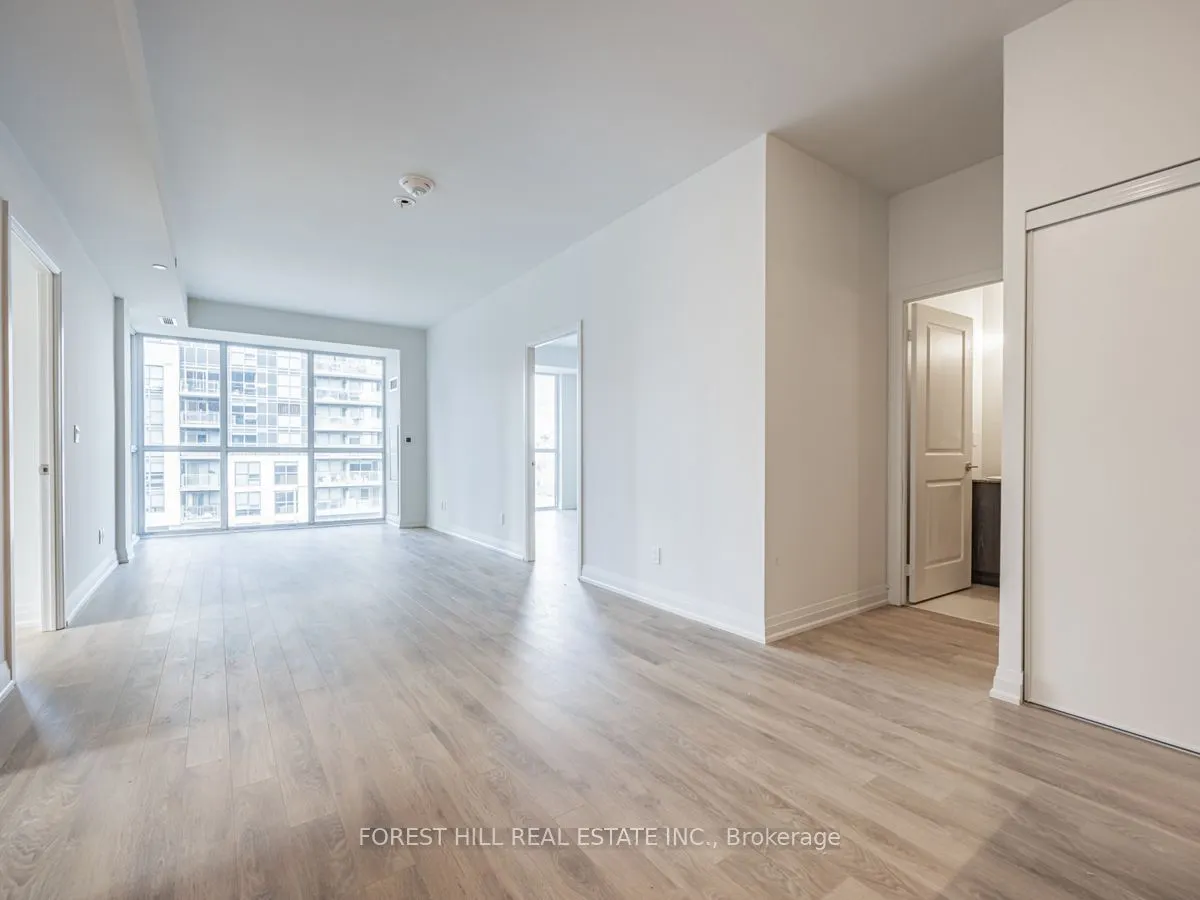 10 Meadowglen Place #401