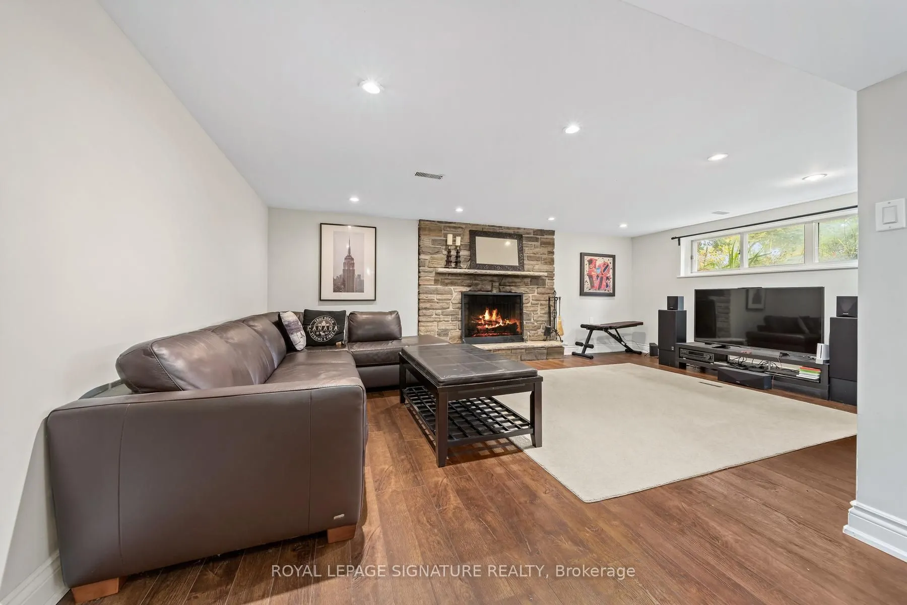 4 Moss Street
