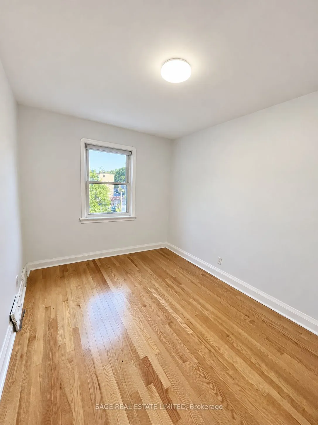 309 Blantyre Avenue #Upper/Main Unit