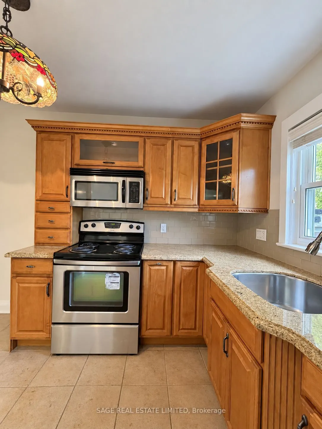 309 Blantyre Avenue #Upper/Main Unit