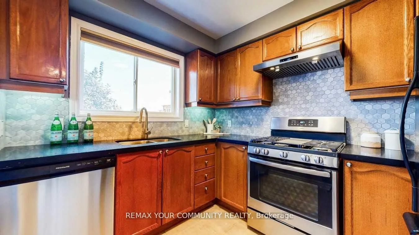 143 Cornish Drive E