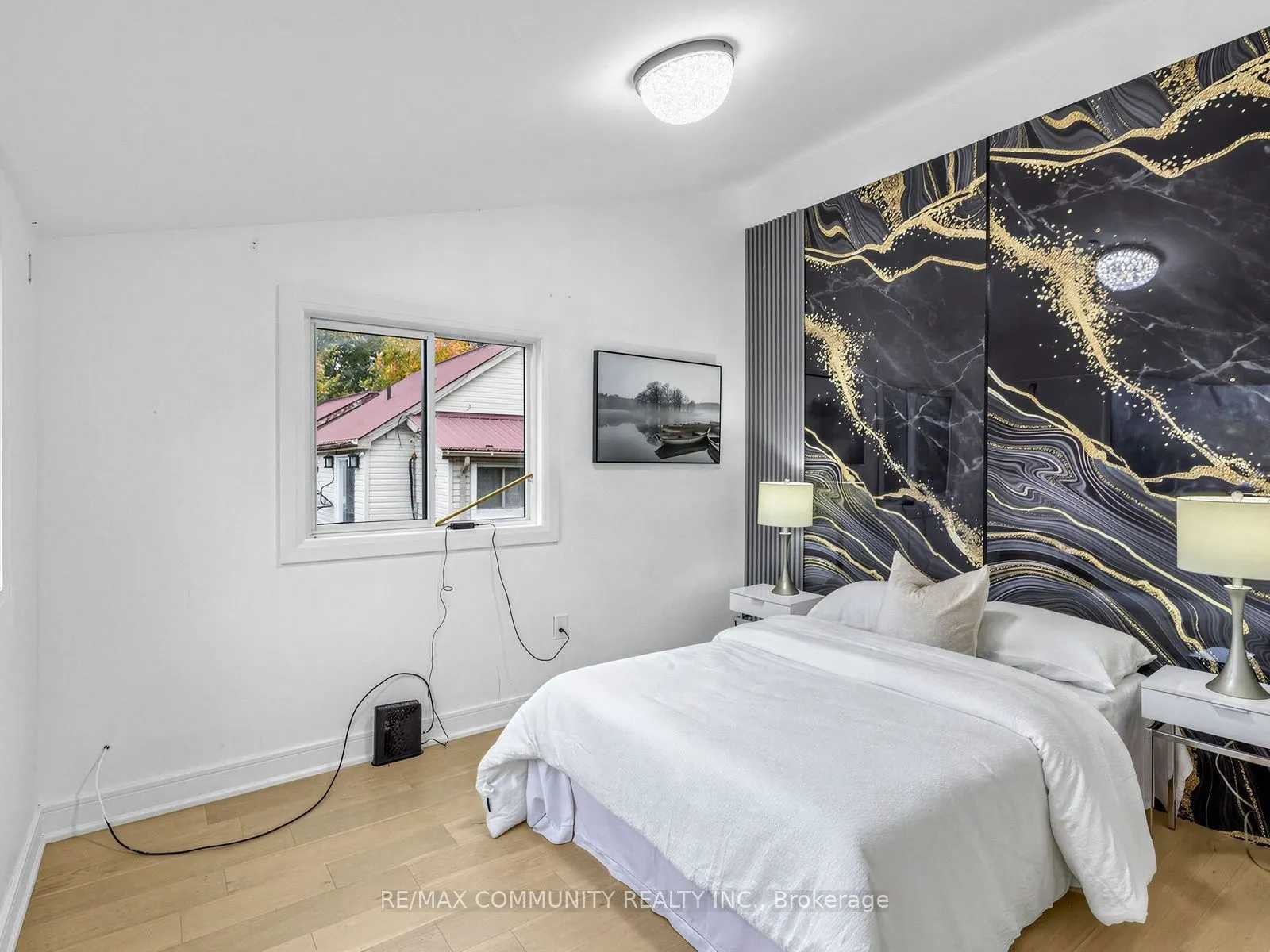 2444 Rundle Abbey