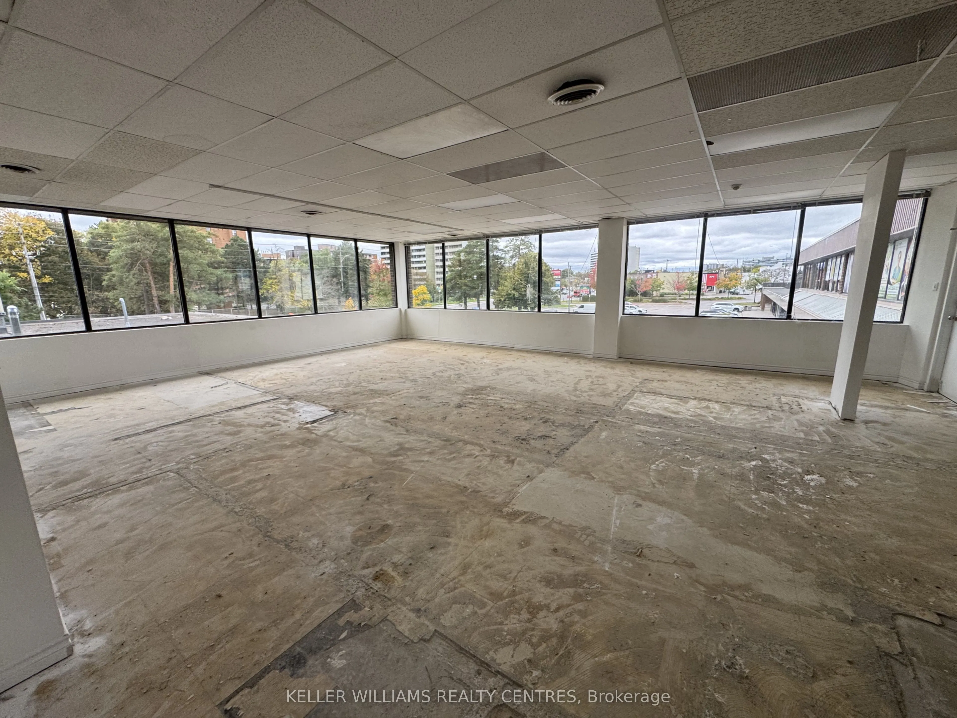 4218 Lawrence Avenue E #200