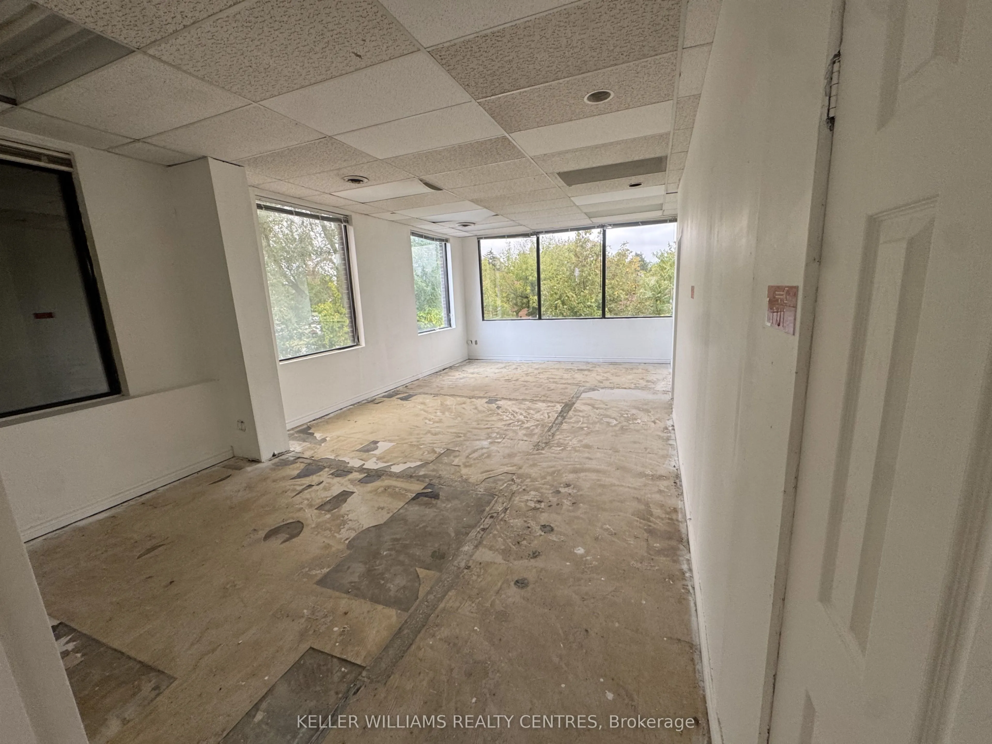 4218 Lawrence Avenue E #200