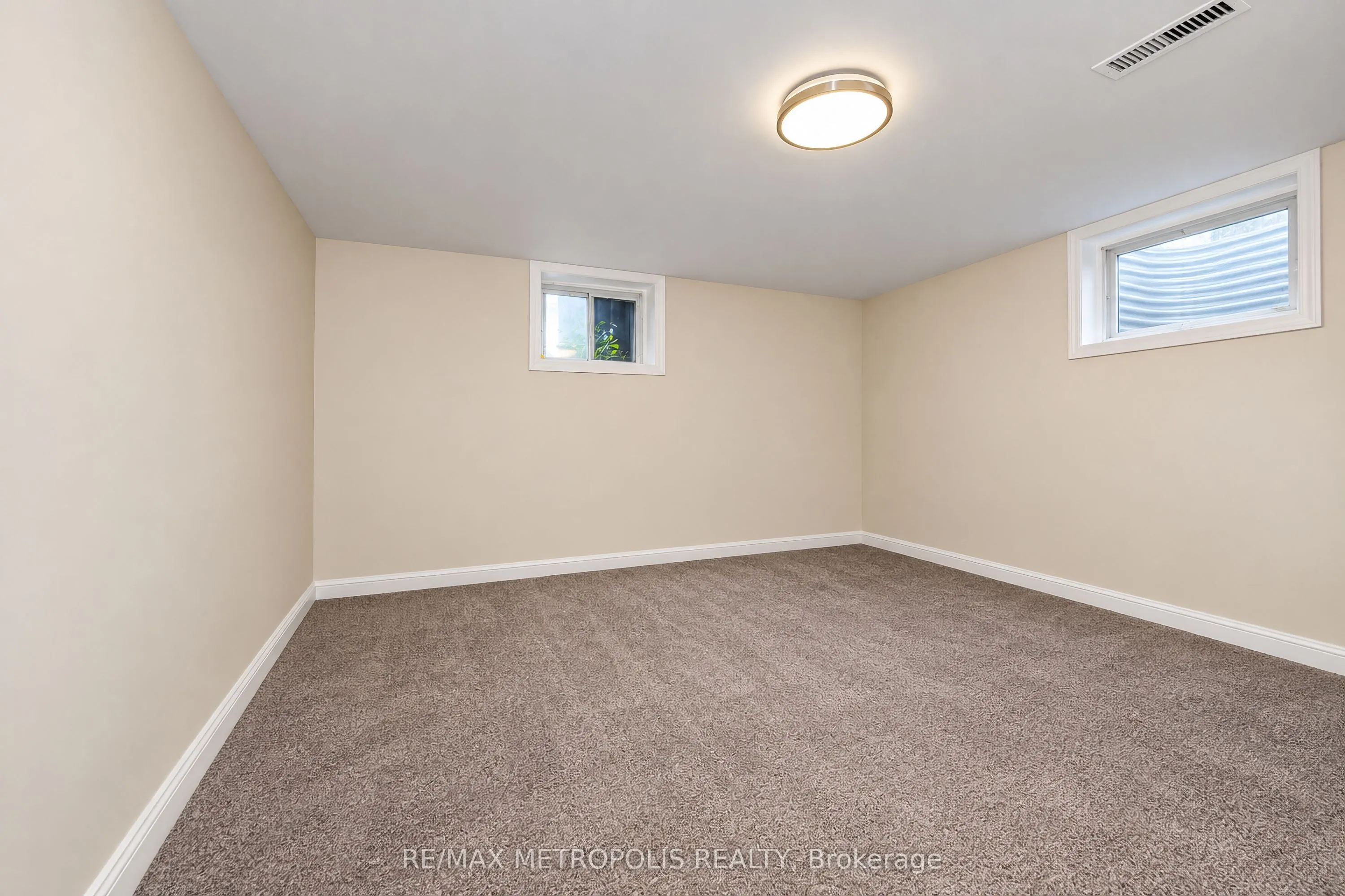46 Miramar Crescent