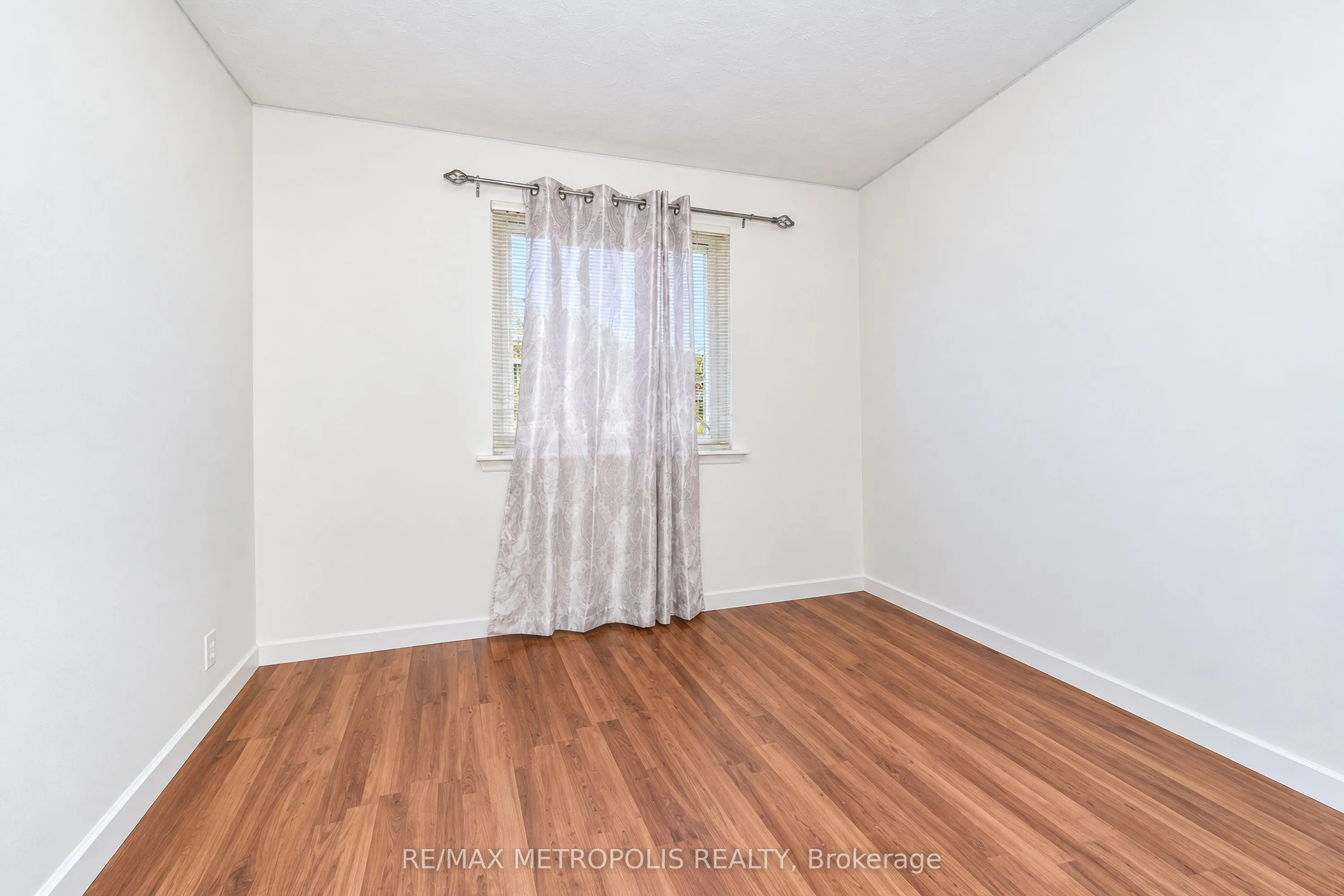 46 Miramar Crescent