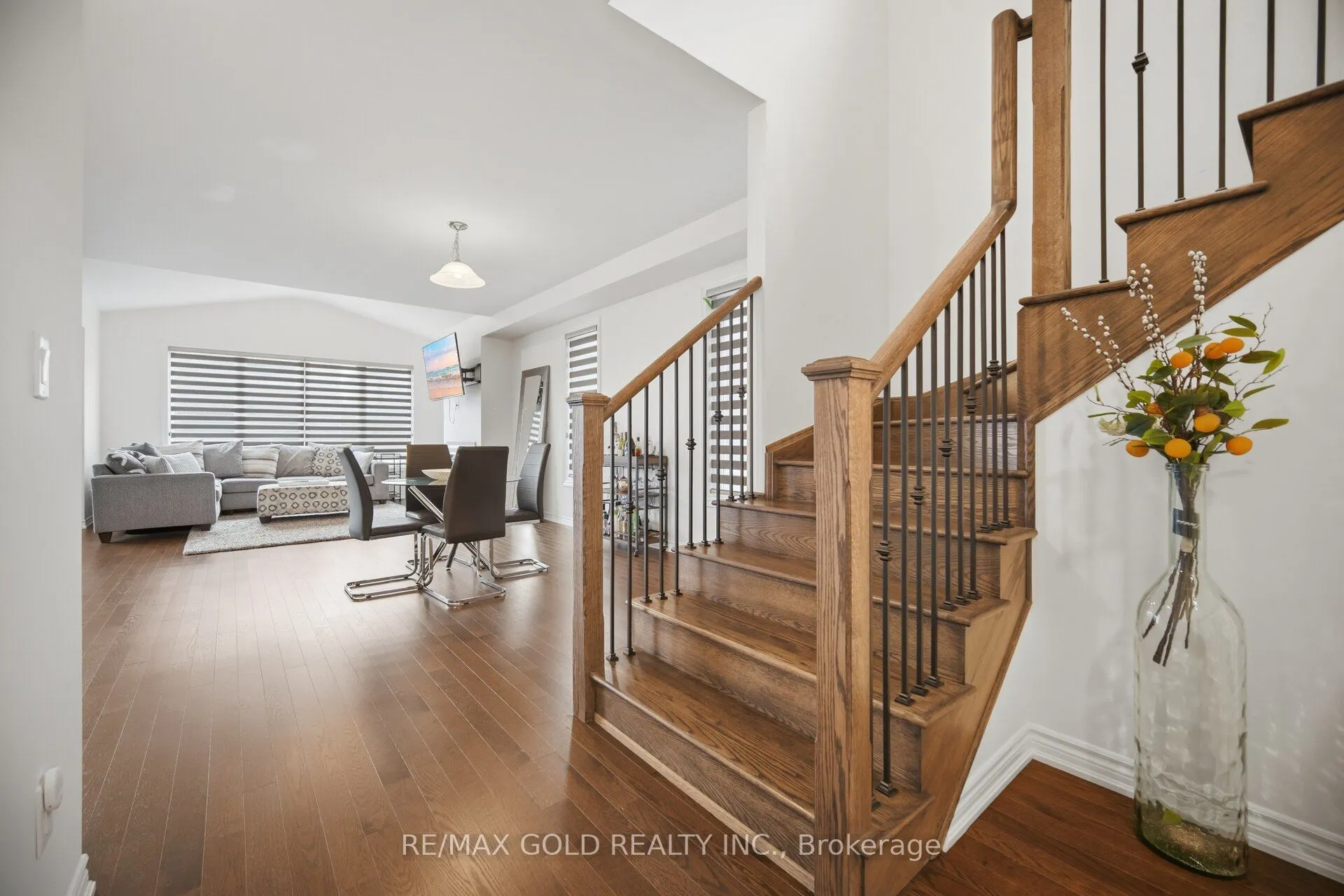 426 Coronation Road