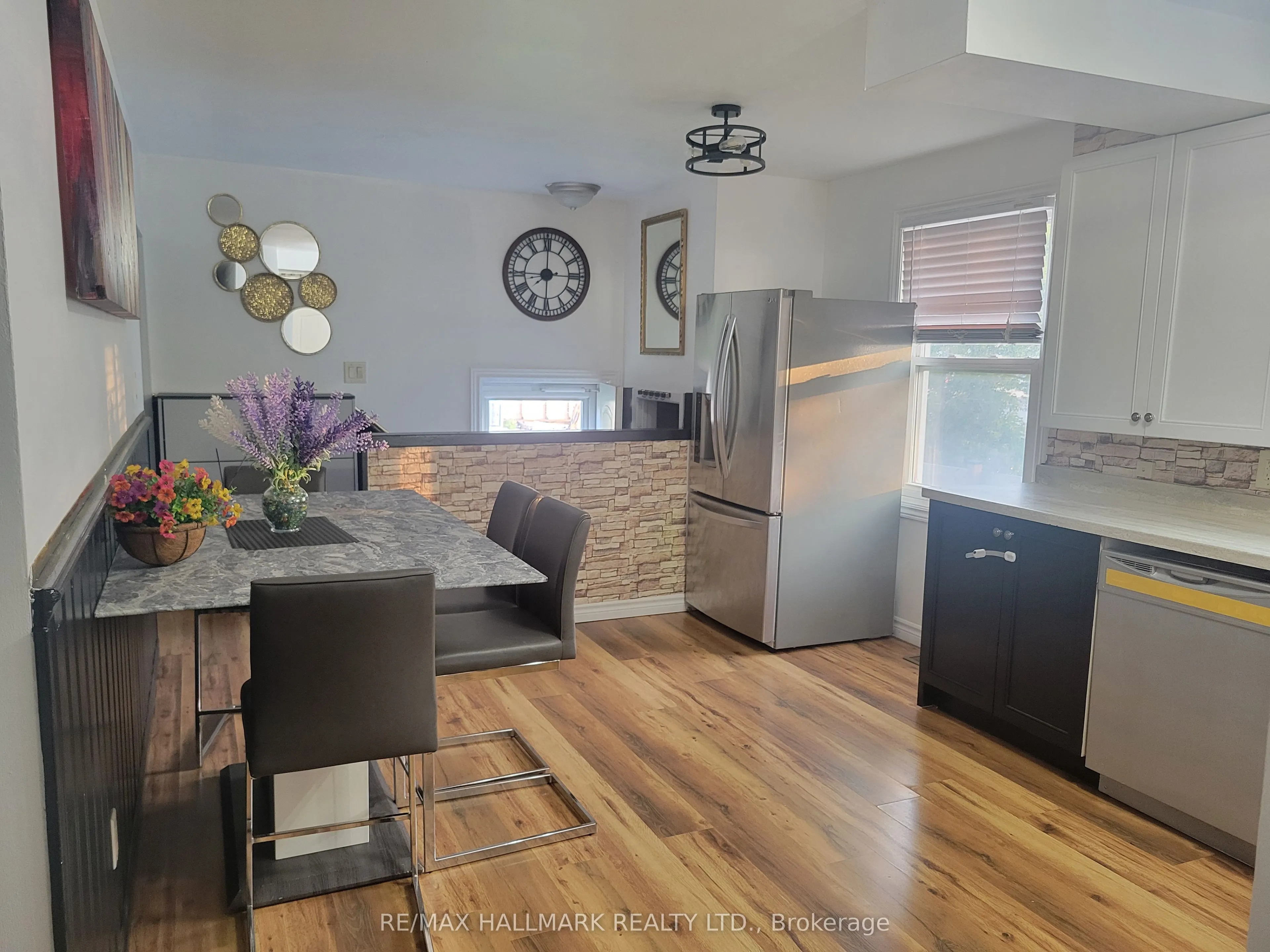 324 College Avenue #Main