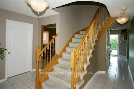 17 Hartrick Place
