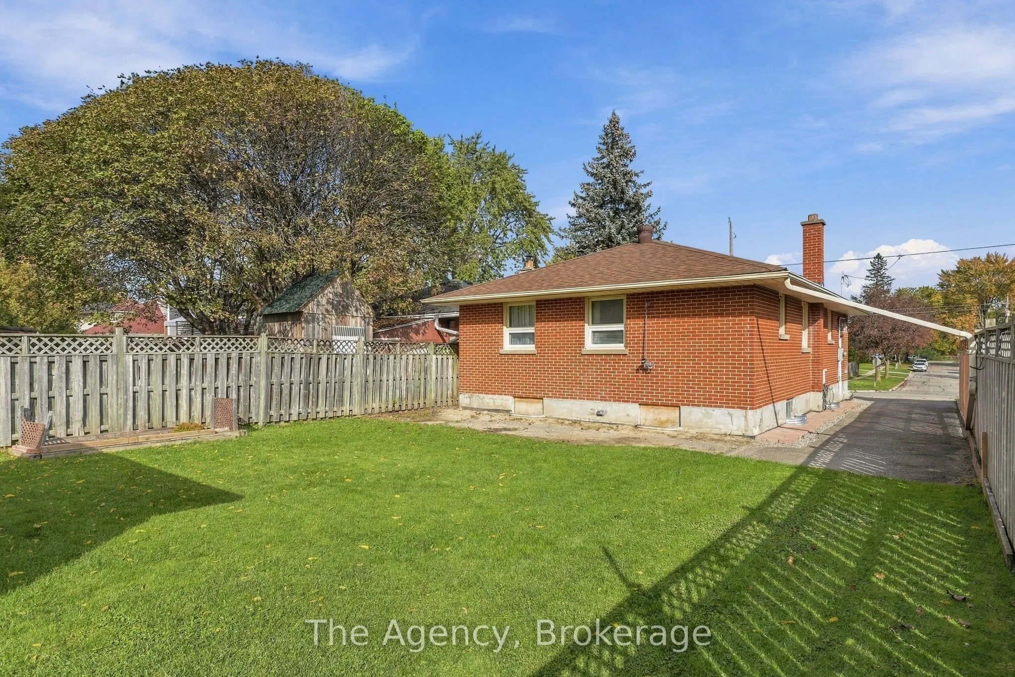 374 Nipigon Street