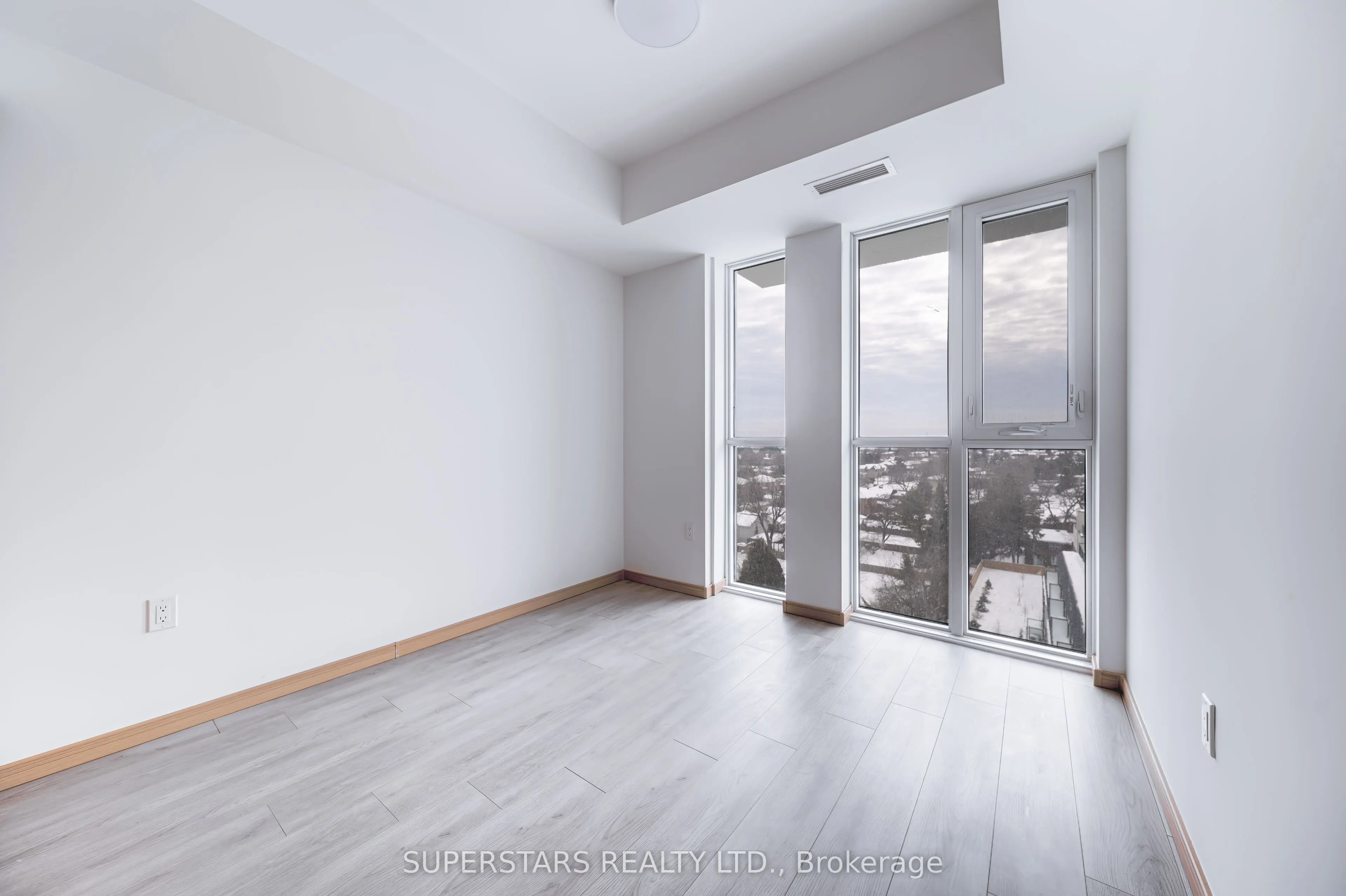 3429 Sheppard Avenue E #915