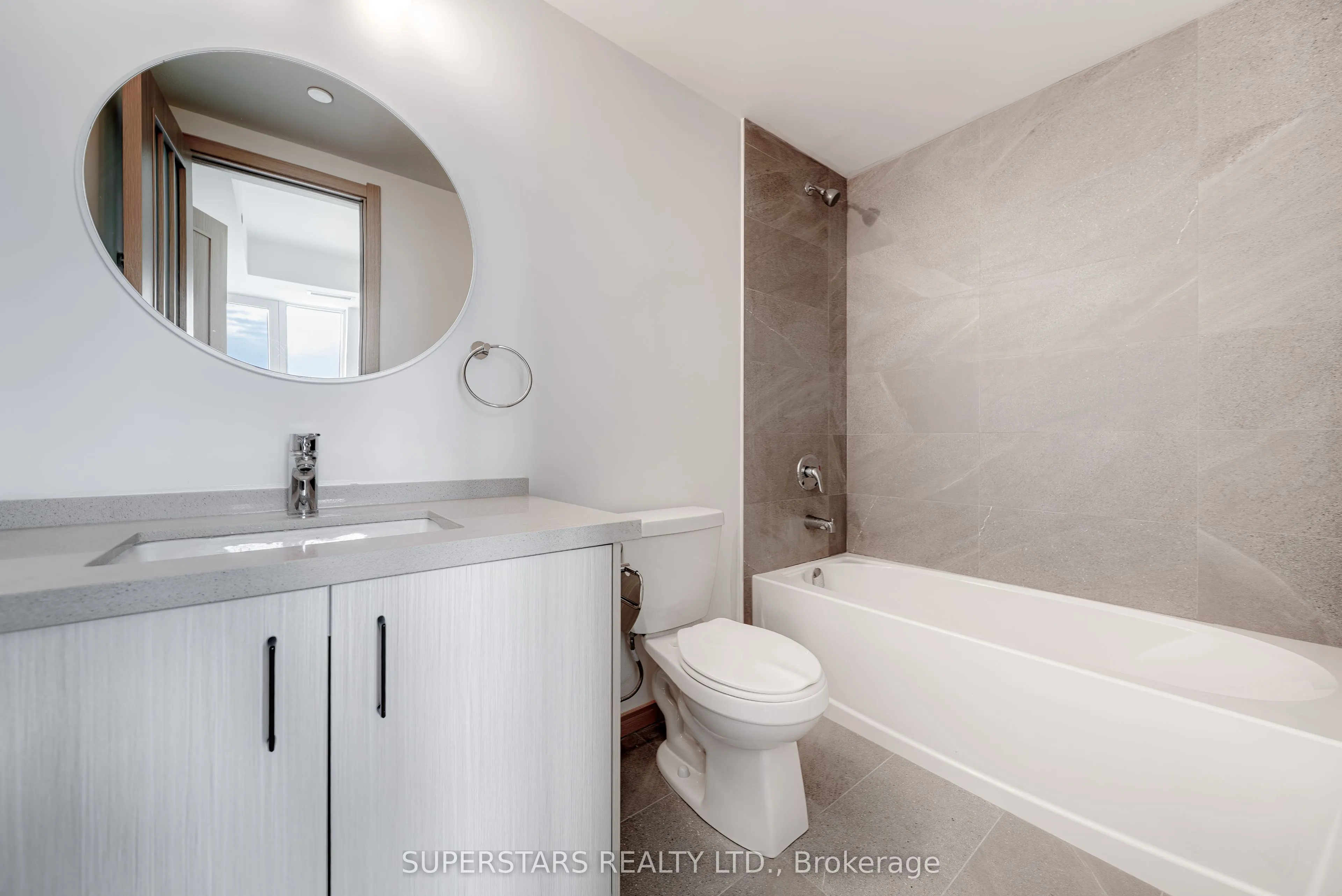 3429 Sheppard Avenue E #915