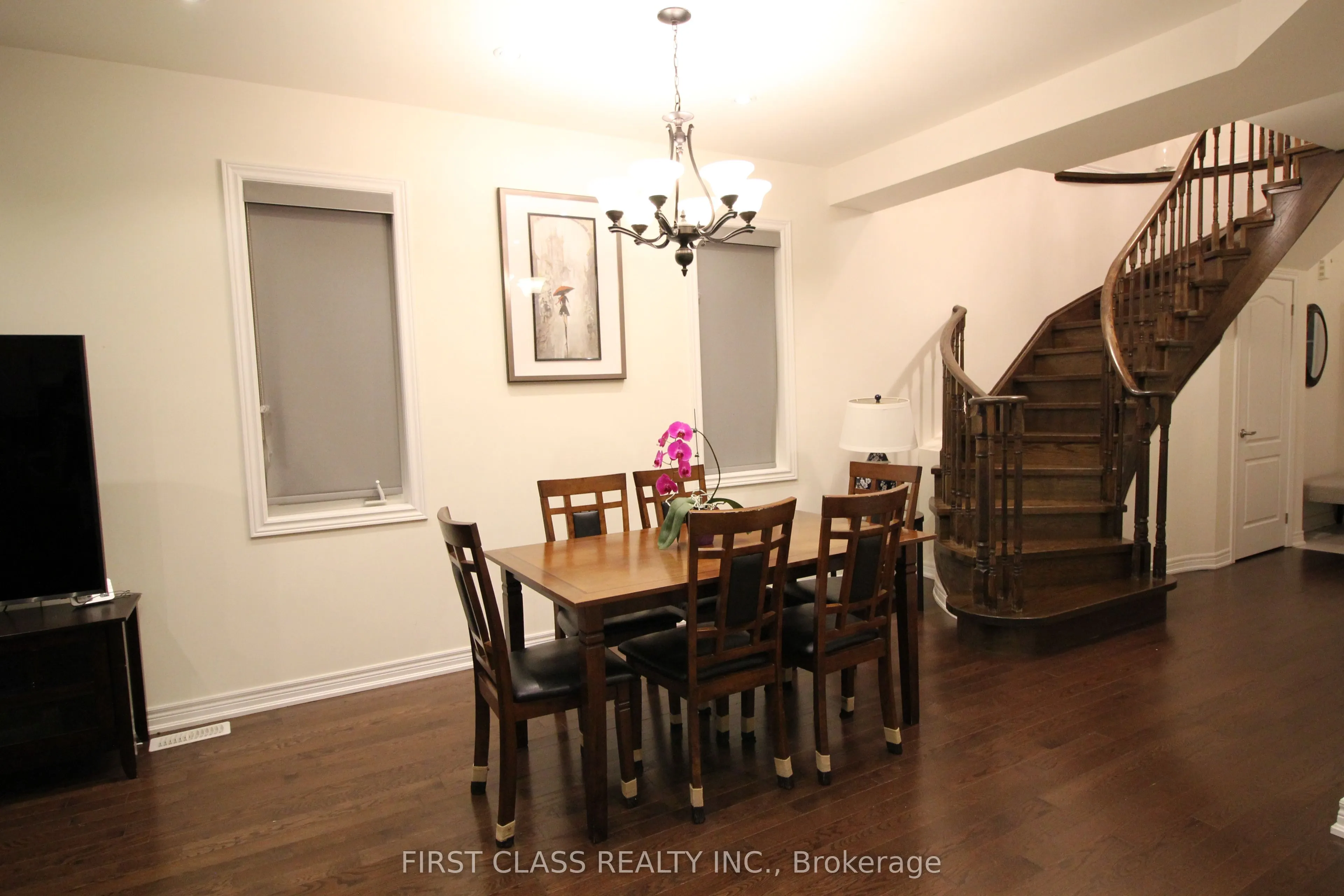 69 Promenade Drive